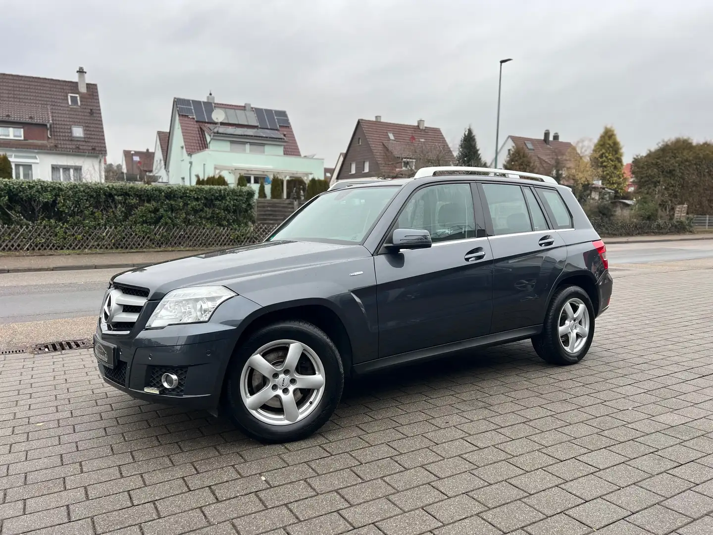 Mercedes-Benz GLK 250 GLK 250 CDI BlueEfficiency 4Matic ** 2. Hand ** Grau - 1