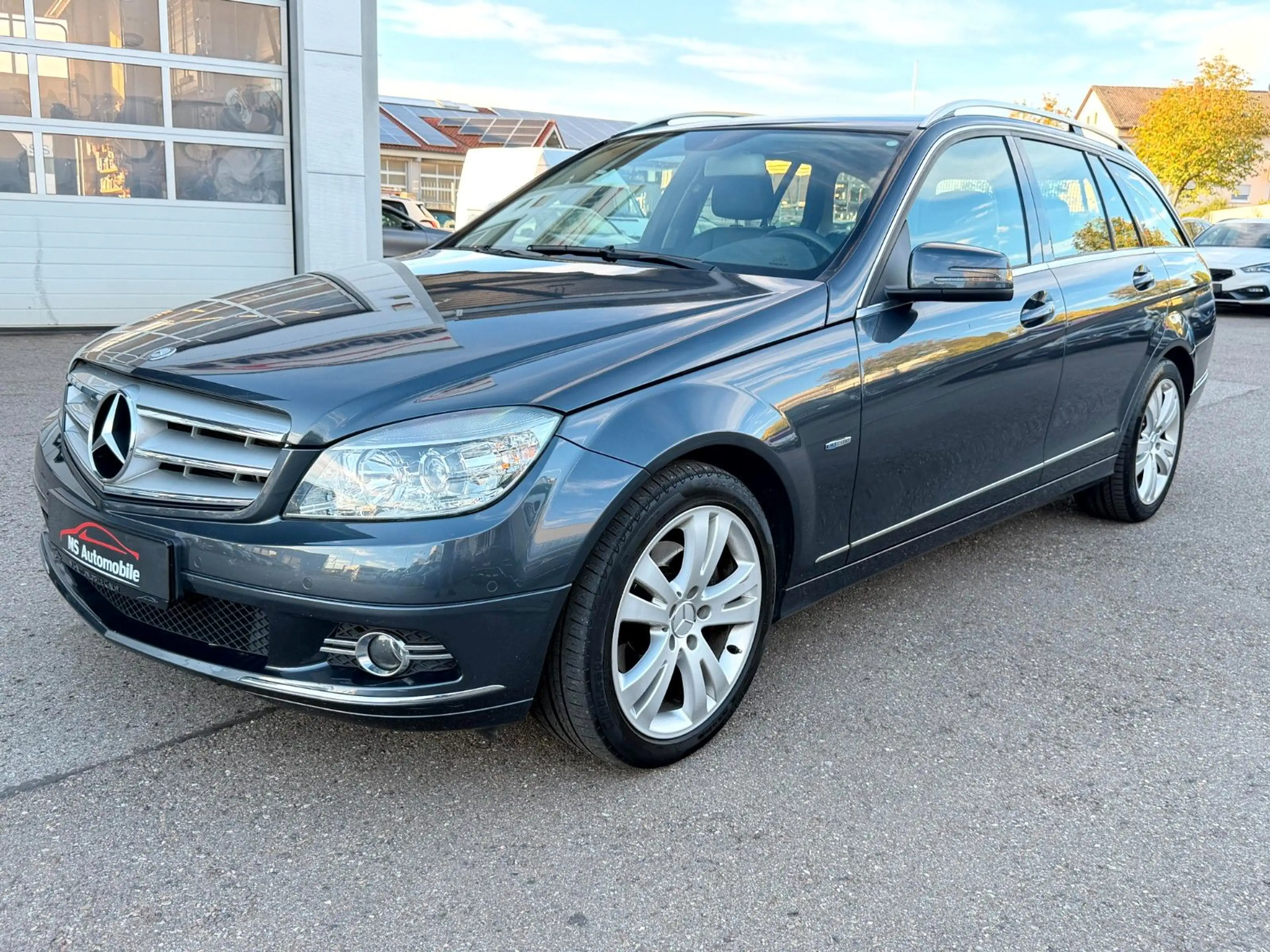 Mercedes-Benz C 200 CGI T-Modell BlueEfficiency_Xenon_KlimAut_