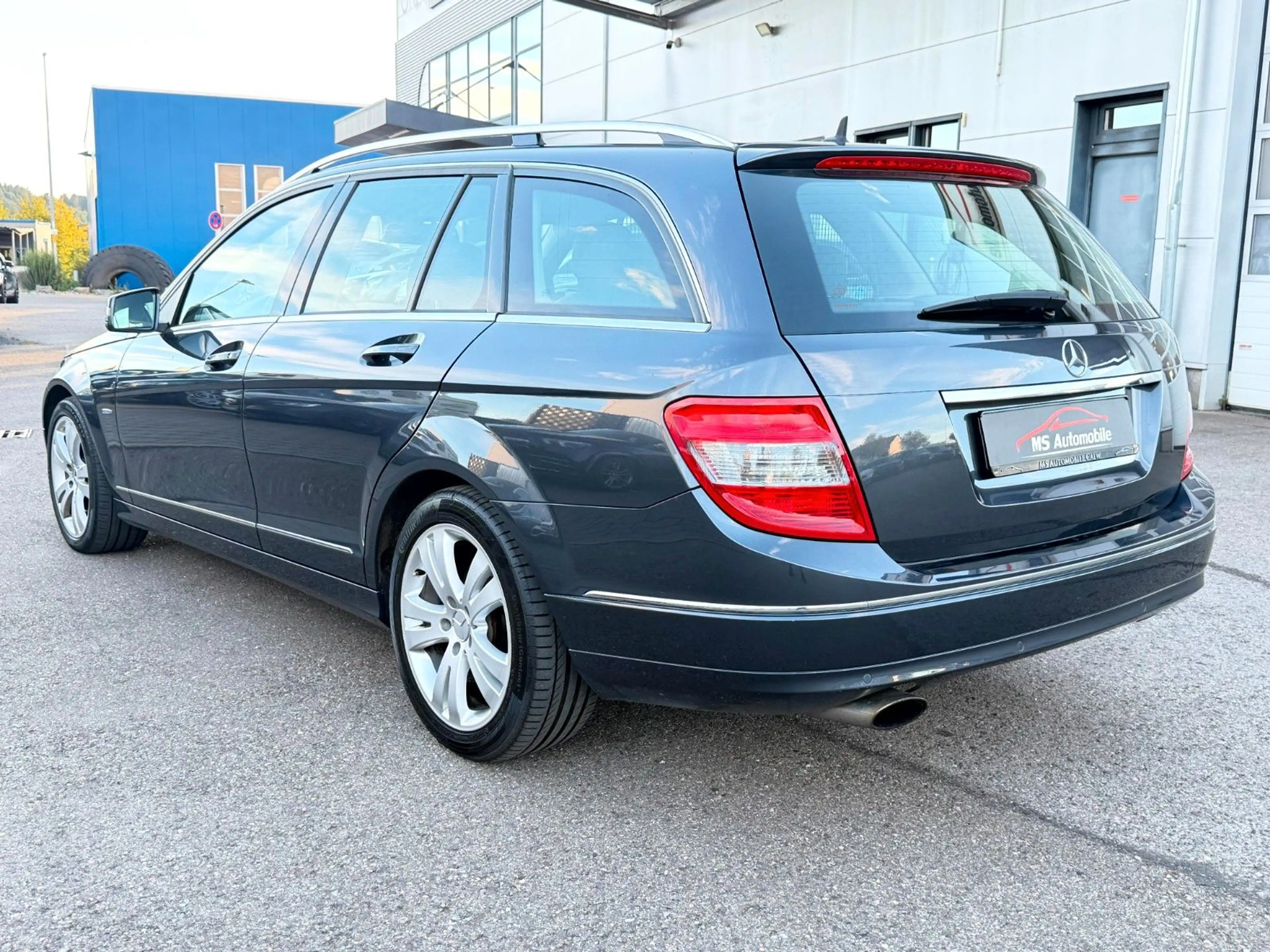 Mercedes-Benz C 200 CGI T-Modell BlueEfficiency_Xenon_KlimAut_ — photo 7