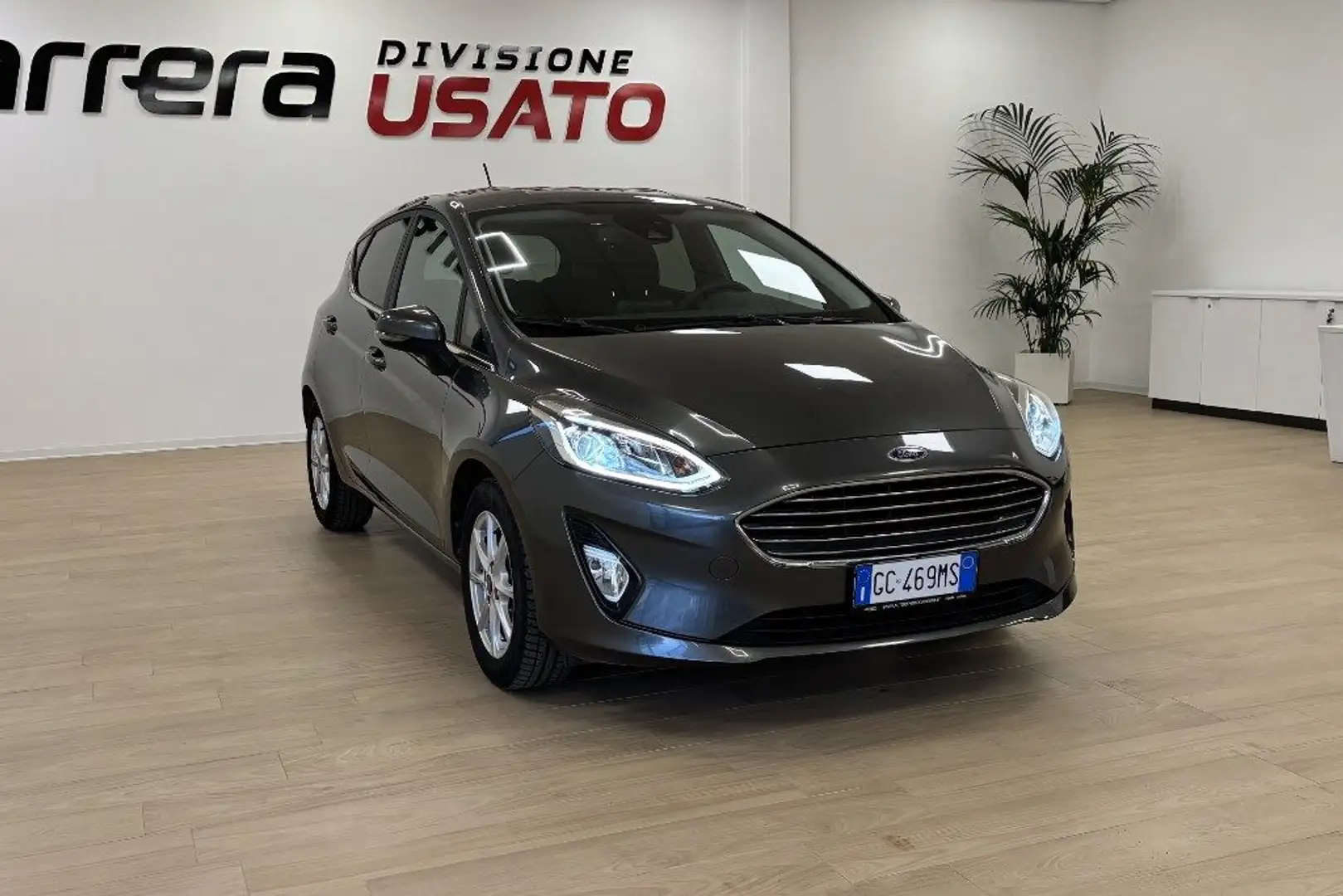 Ford Fiesta 1.1 75 CV GPL 5 porte Titanium Gris - 1