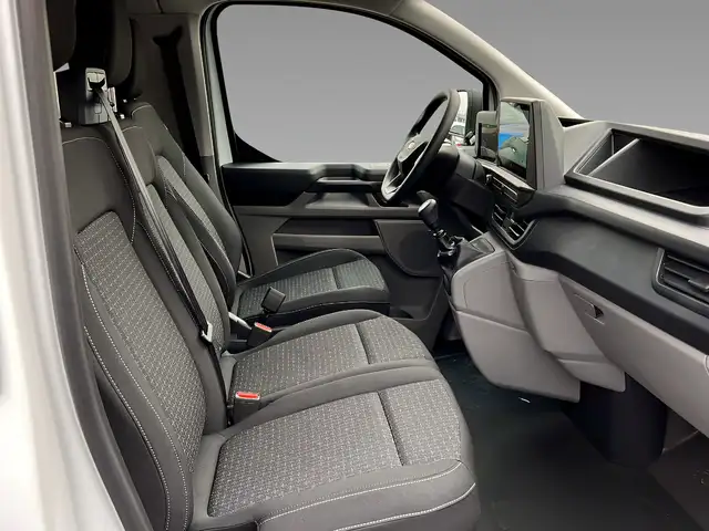 Ford Custom view 12