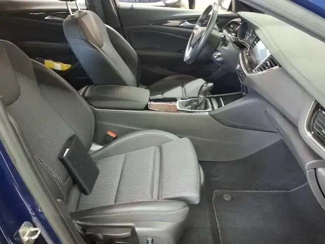 Opel Insignia view 8