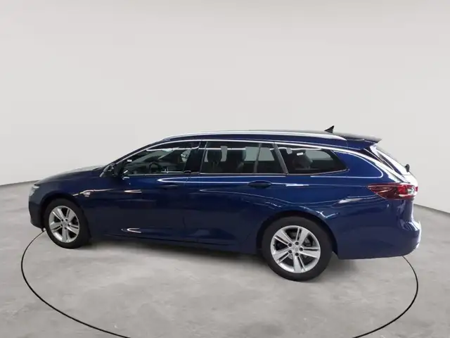 Opel Insignia view 6