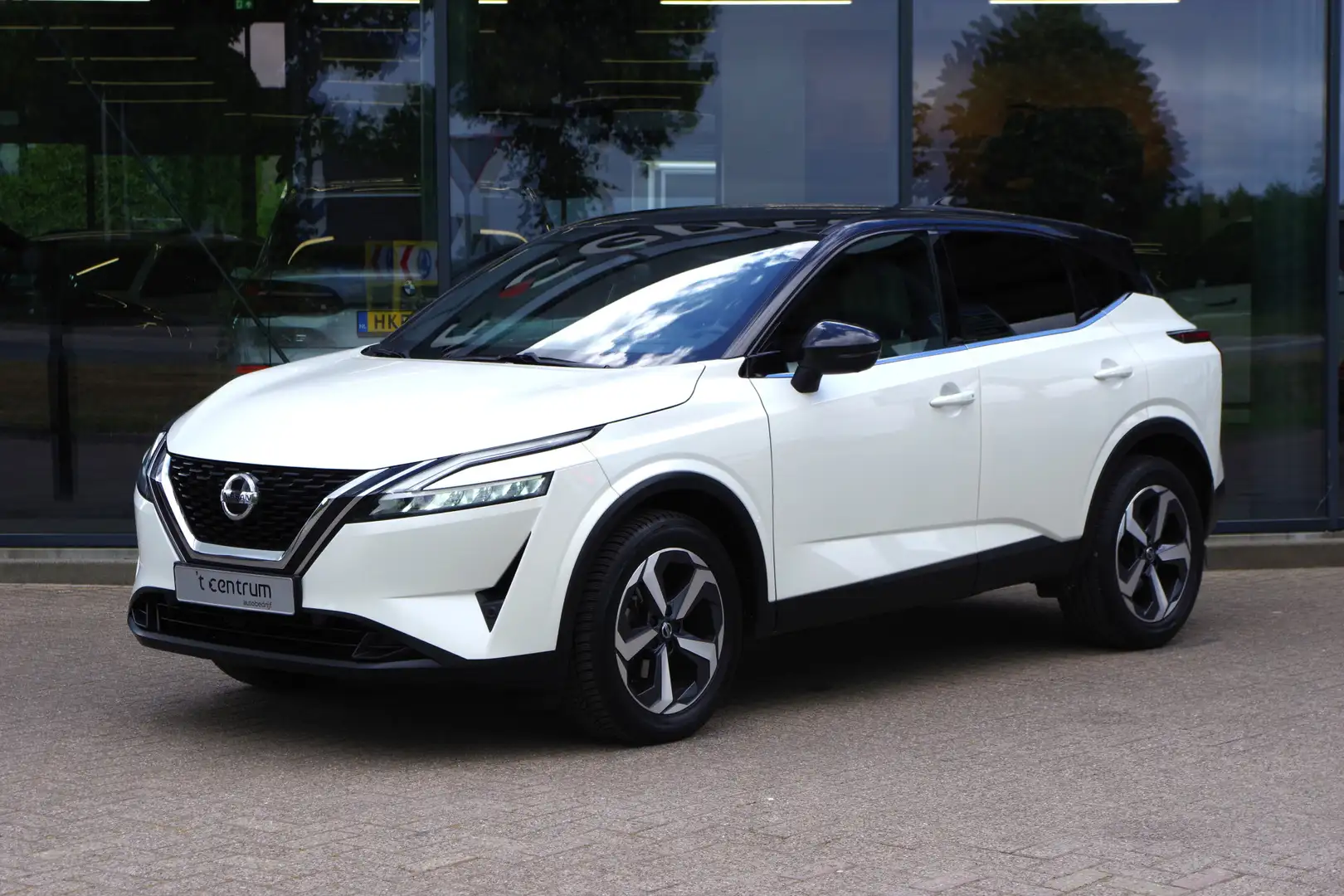 Nissan Qashqai 1.3 MHEV Xtronic 158 PK Automaat N-Style, 360 Came Wit - 1