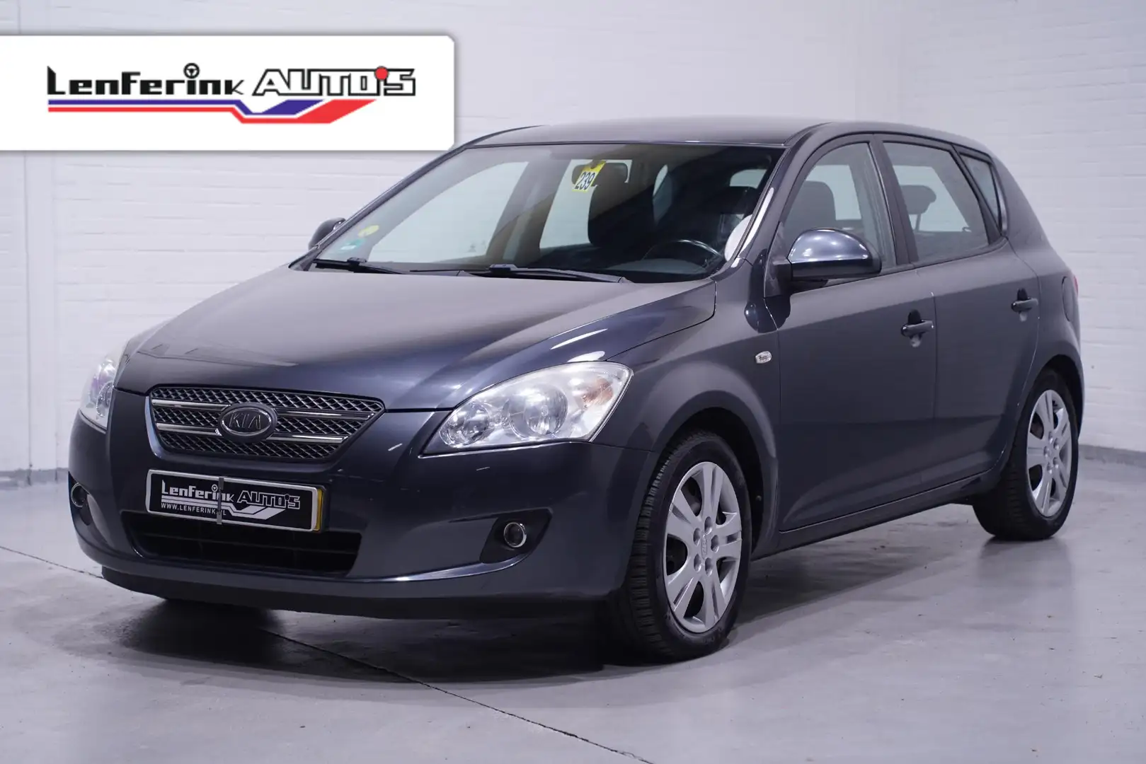 Kia Ceed / cee'd 1.4 X-ecutive Clima Leder/stof APK 4-2026 Gris - 1
