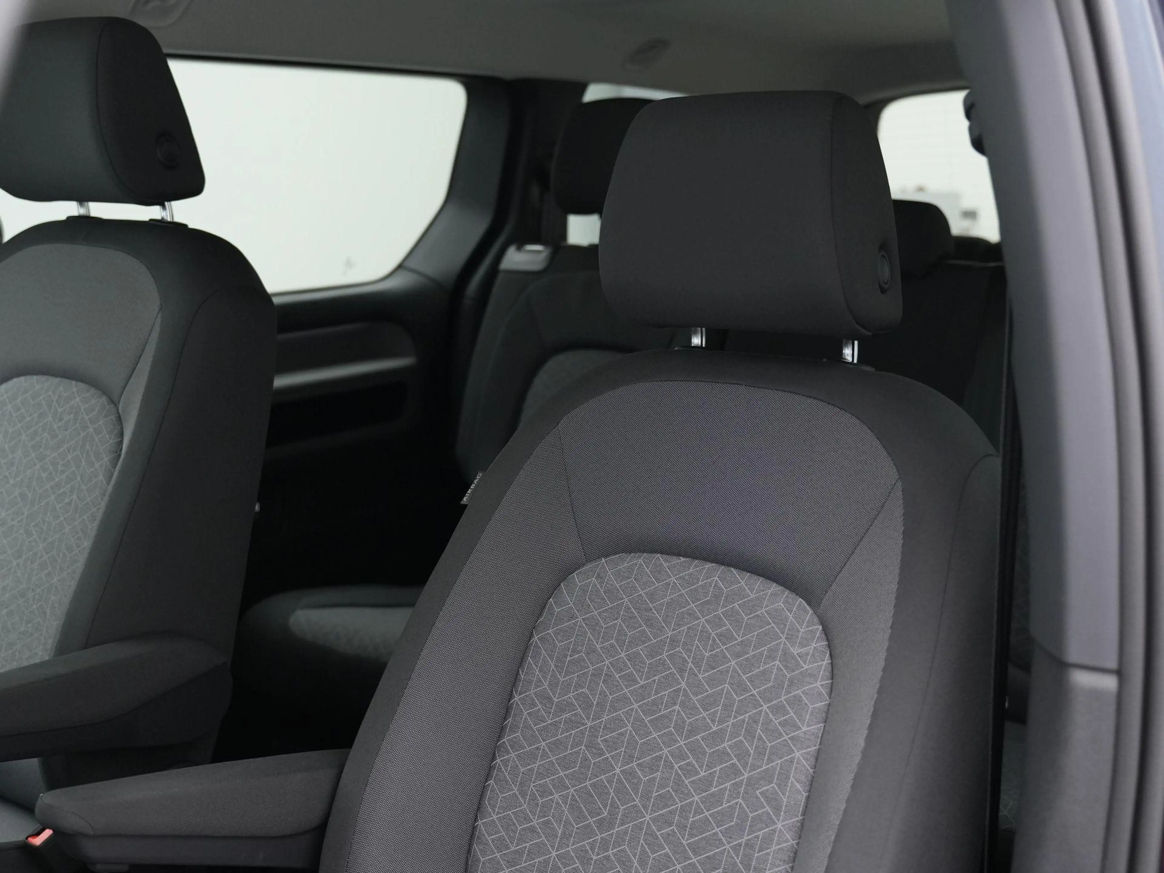 Volkswagen ID. Buzz ID.Buzz Pro Bulli 86 kWh LWB 7p 286pk | Trekhaak | — photo 10