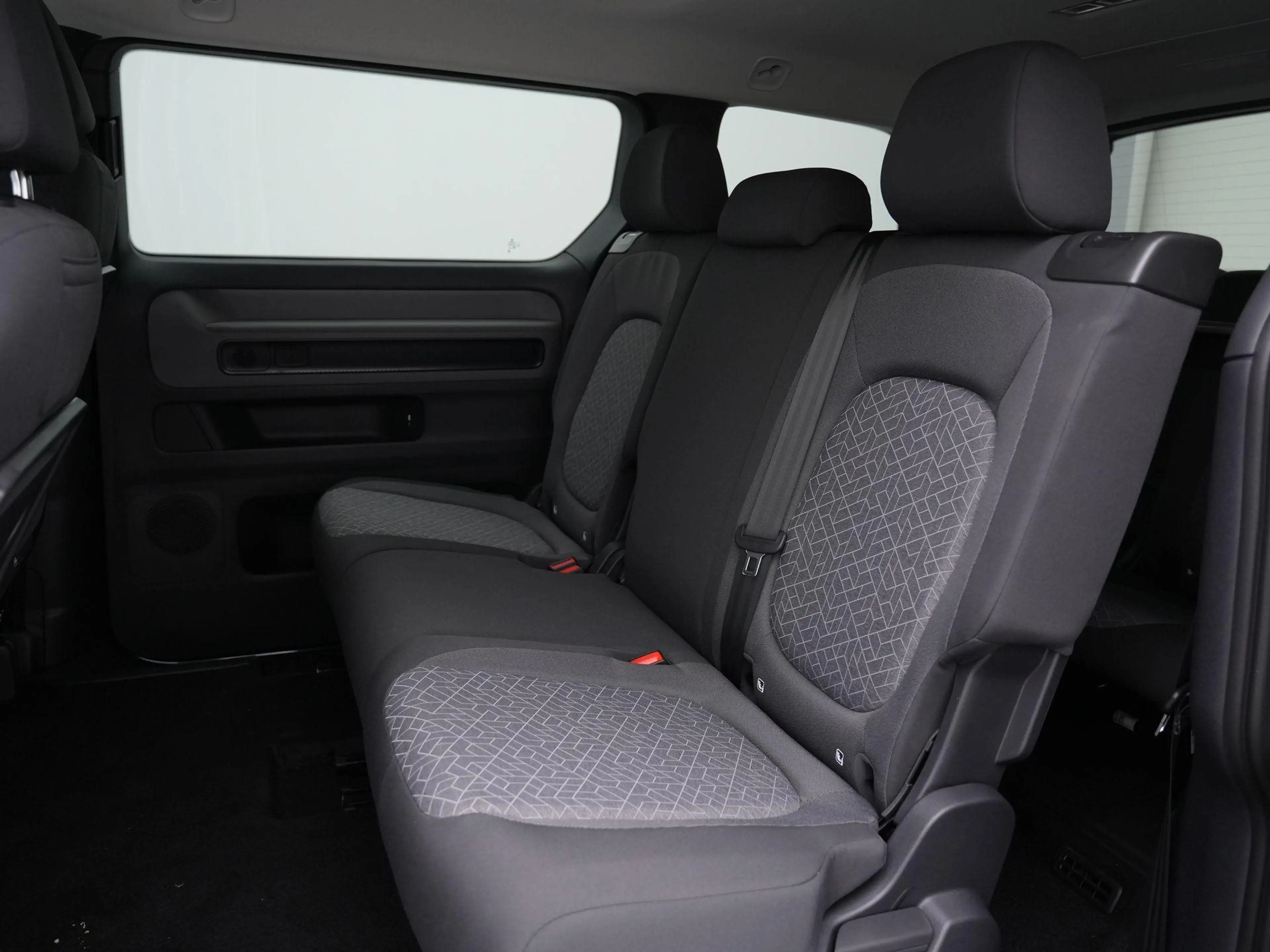 Volkswagen ID. Buzz ID.Buzz Pro Bulli 86 kWh LWB 7p 286pk | Trekhaak | — photo 11