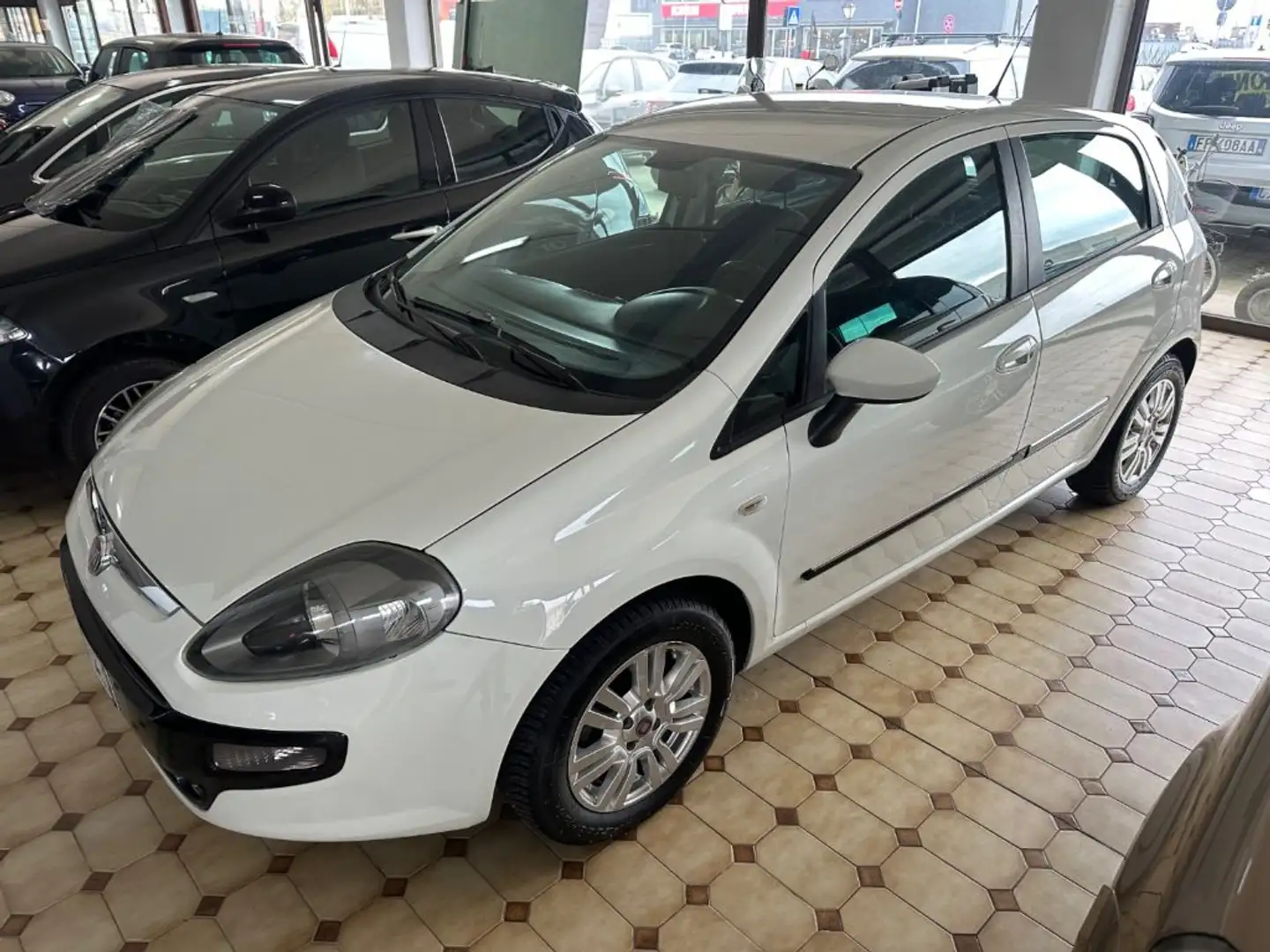 Fiat Punto Evo 1.2 5 porte S&S Dynamic Blu&me Blanc - 1