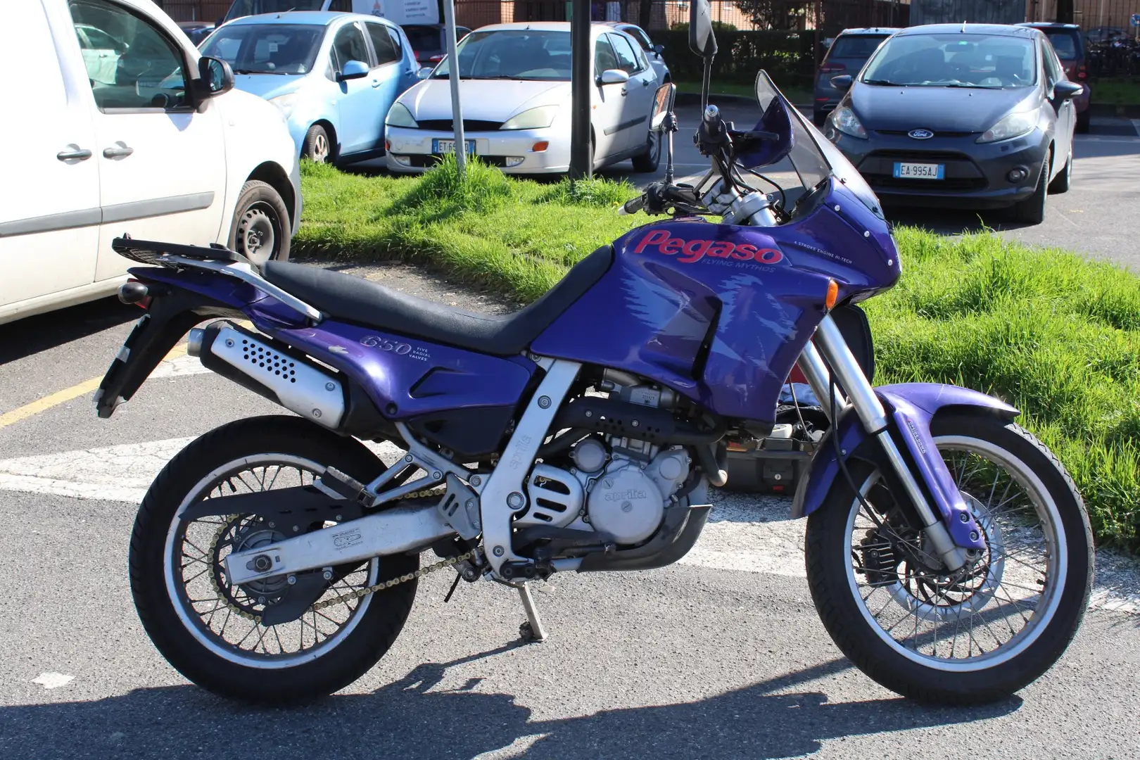 Aprilia Pegaso 650 Kék - 2