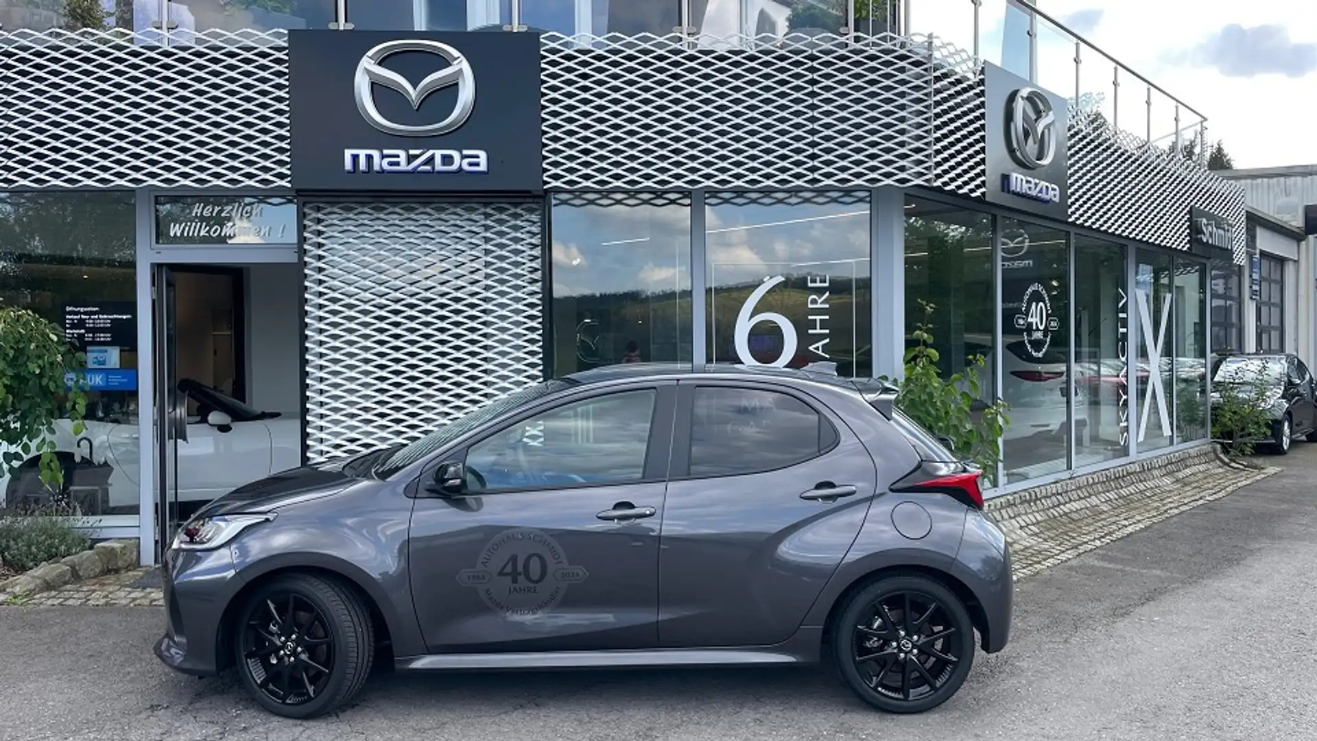 Mazda 2 Hybrid Homura Plus Grau - 2