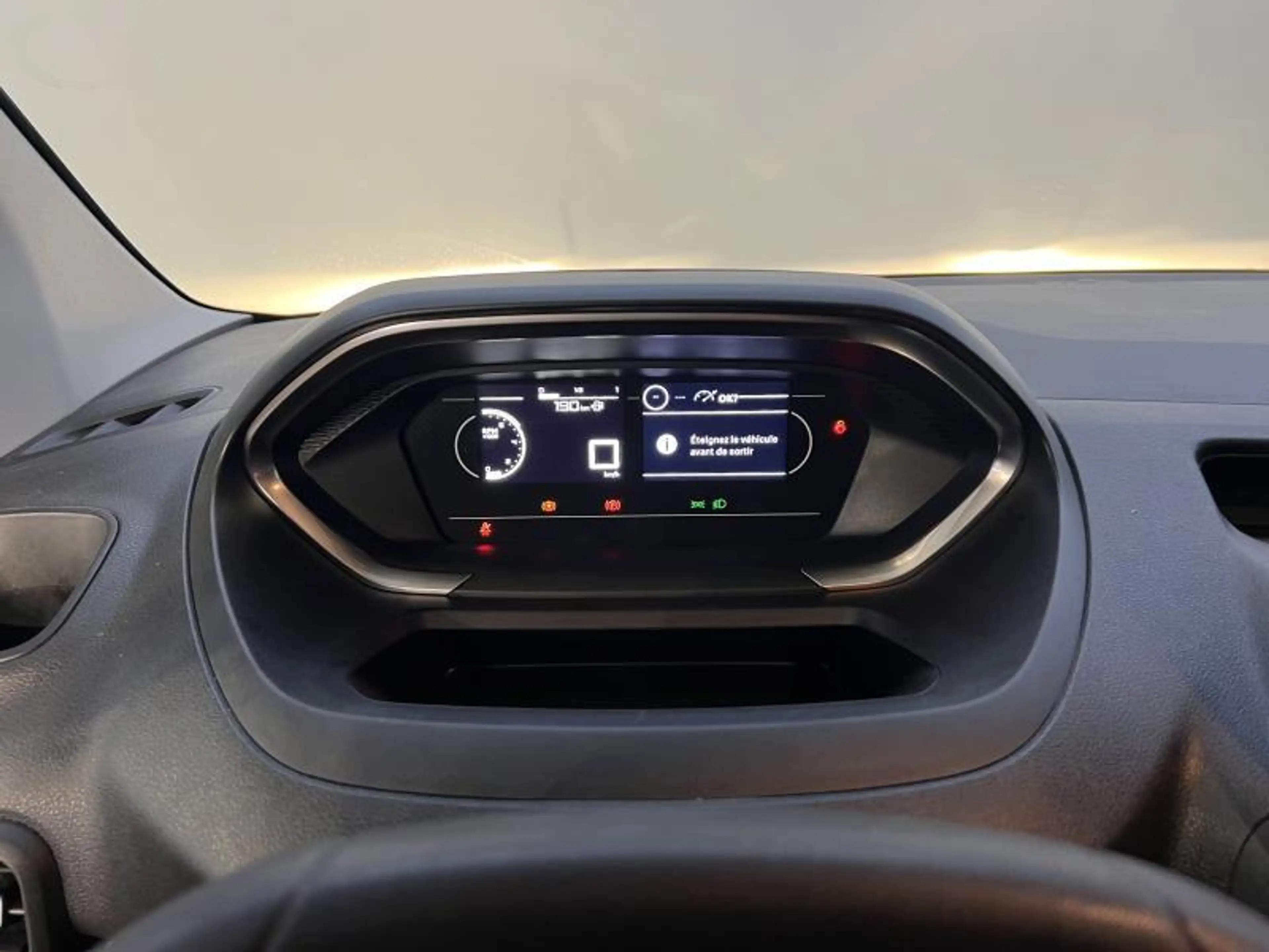 Peugeot Partner . — photo 15