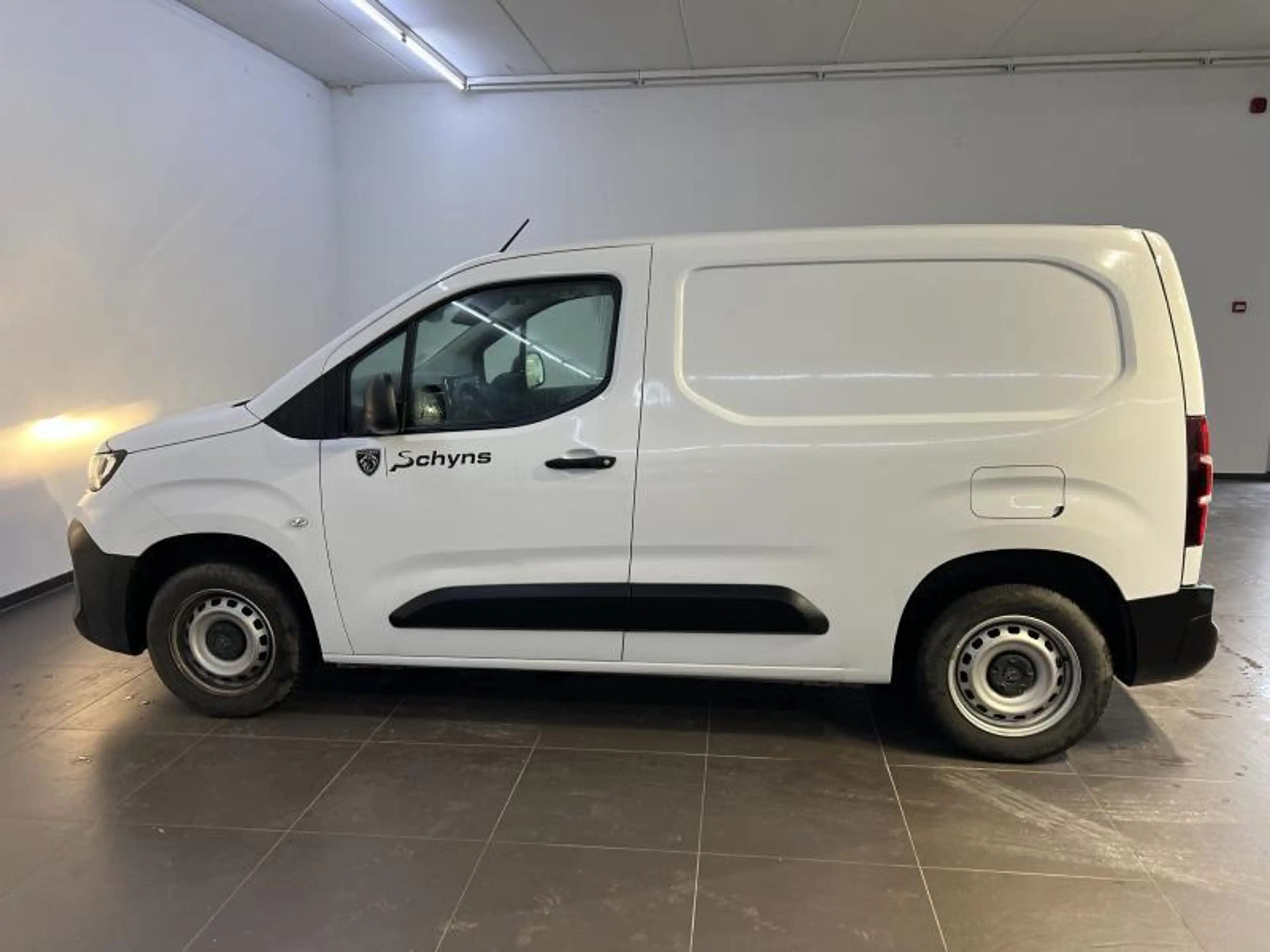 Peugeot Partner . — photo 4