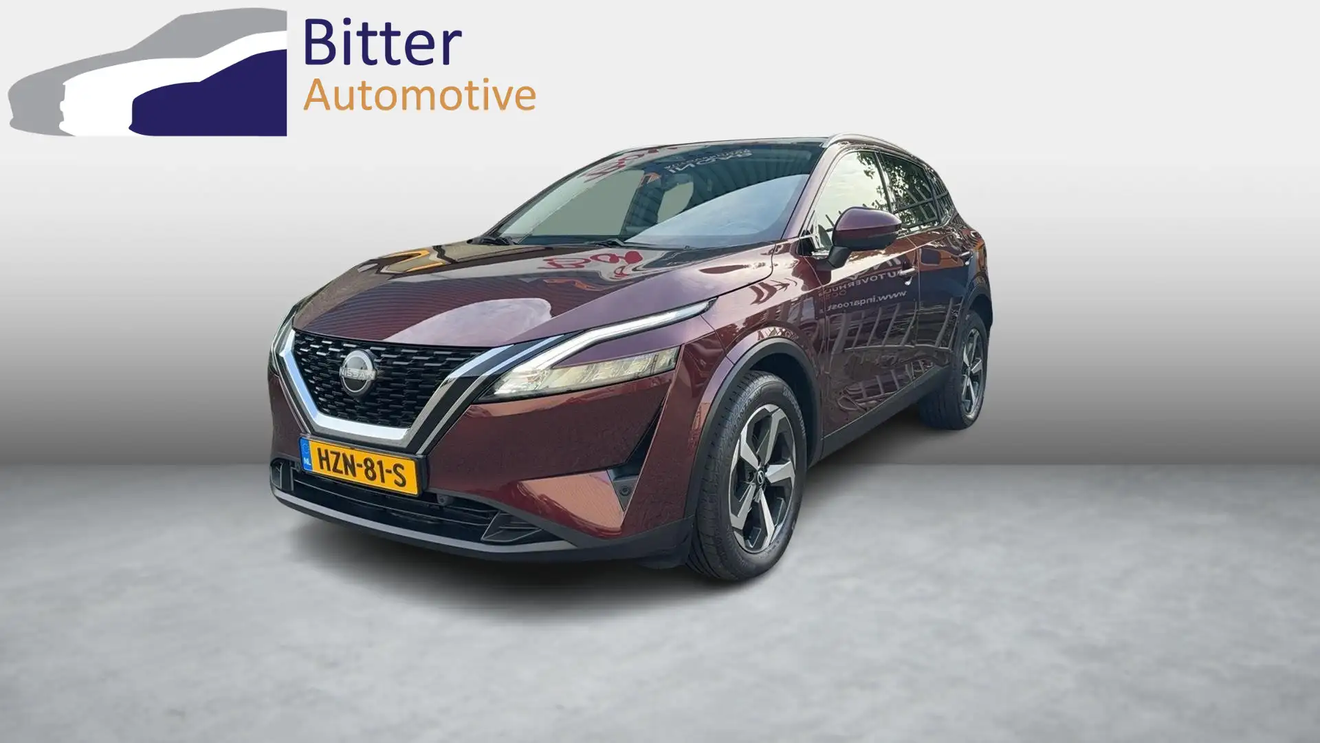 Nissan Qashqai 1.3 MHEV N-Connecta Design Pack Panorama Dak Rot - 1