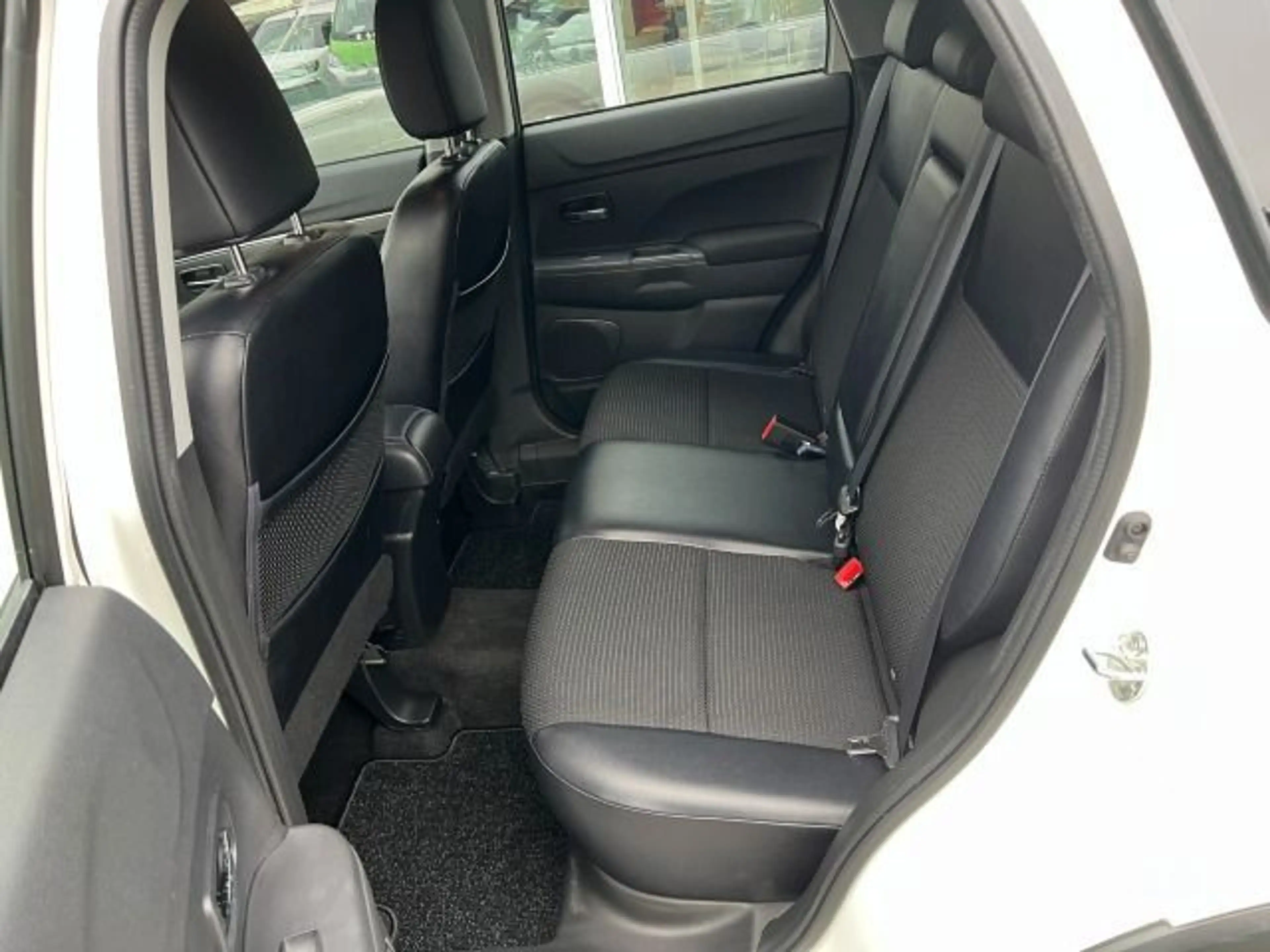 Citroen C4 Aircross e-HDi 115 Tendance 4WD / Allrad — photo 11