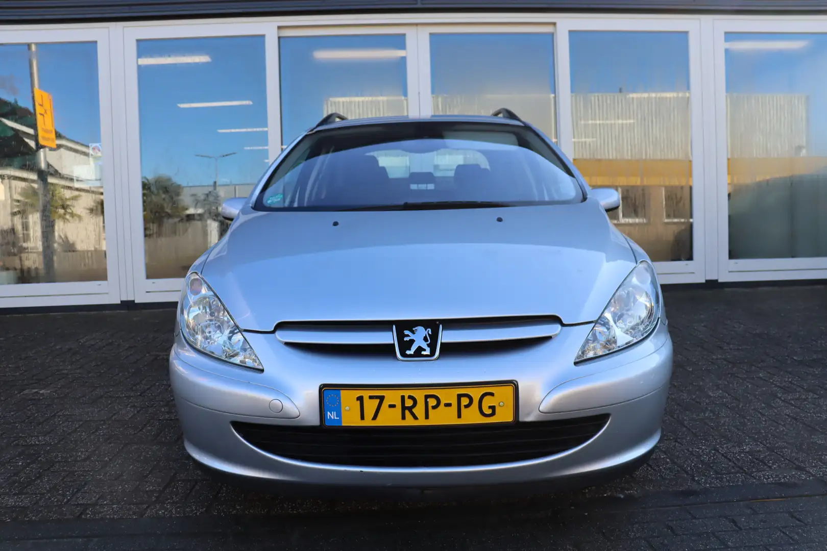 Peugeot 307 Break 1.6-16V XS Premium, Airco, Cruise Control, T Grau - 2