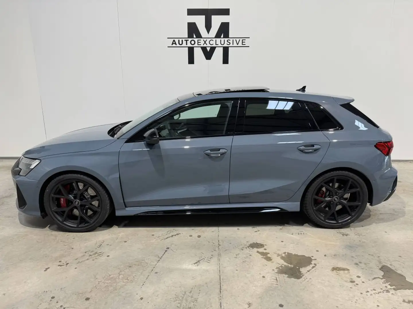 Audi RS3 SPORTBACK Sportback 2.5 TFSI 400 S tronic 7 Quattro Grijs - 2