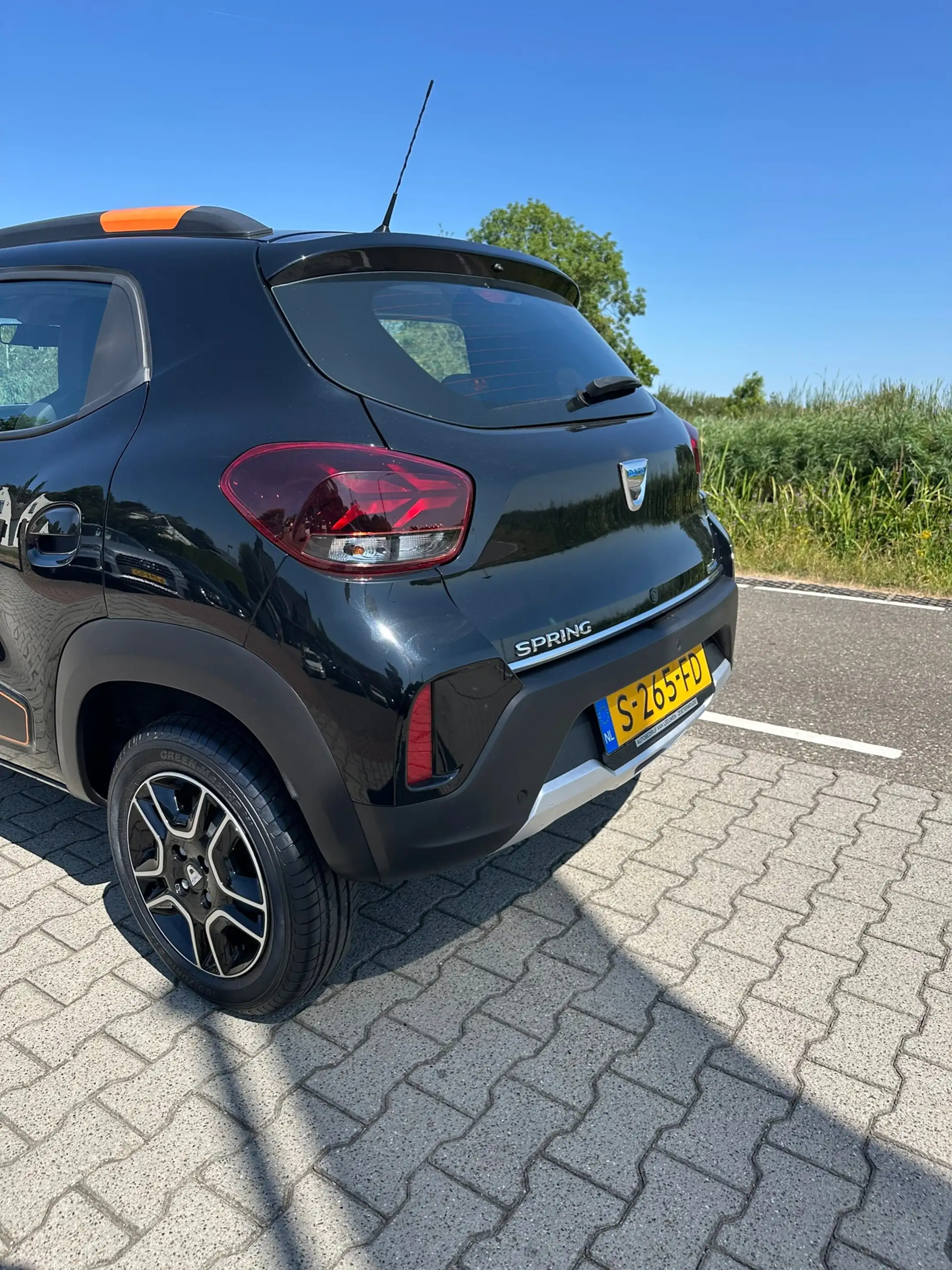 Dacia Spring Comfort Plus 27 kWh, Camera, Leder, Carplay, Cruis — photo 7