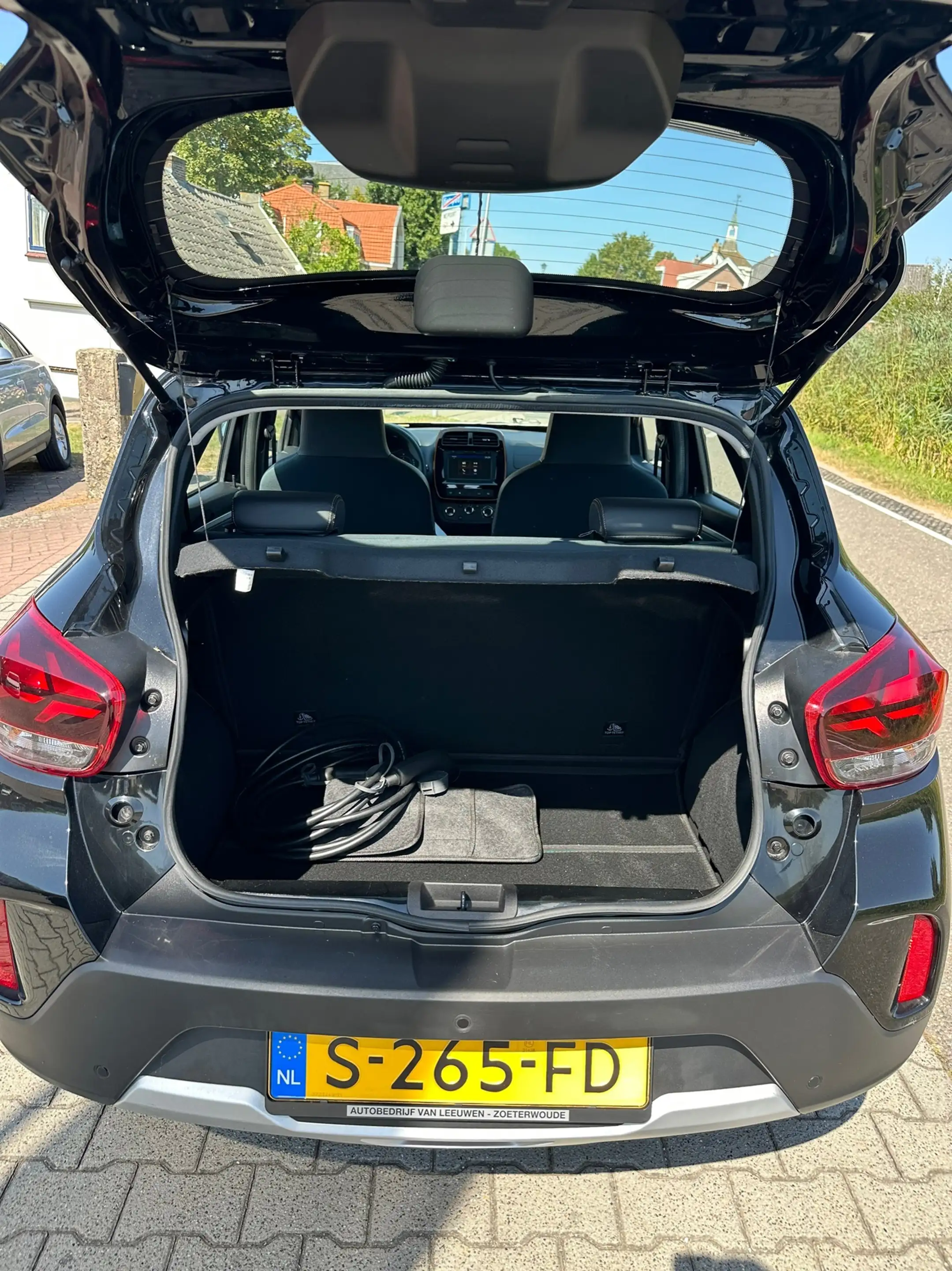 Dacia Spring Comfort Plus 27 kWh, Camera, Leder, Carplay, Cruis — photo 10