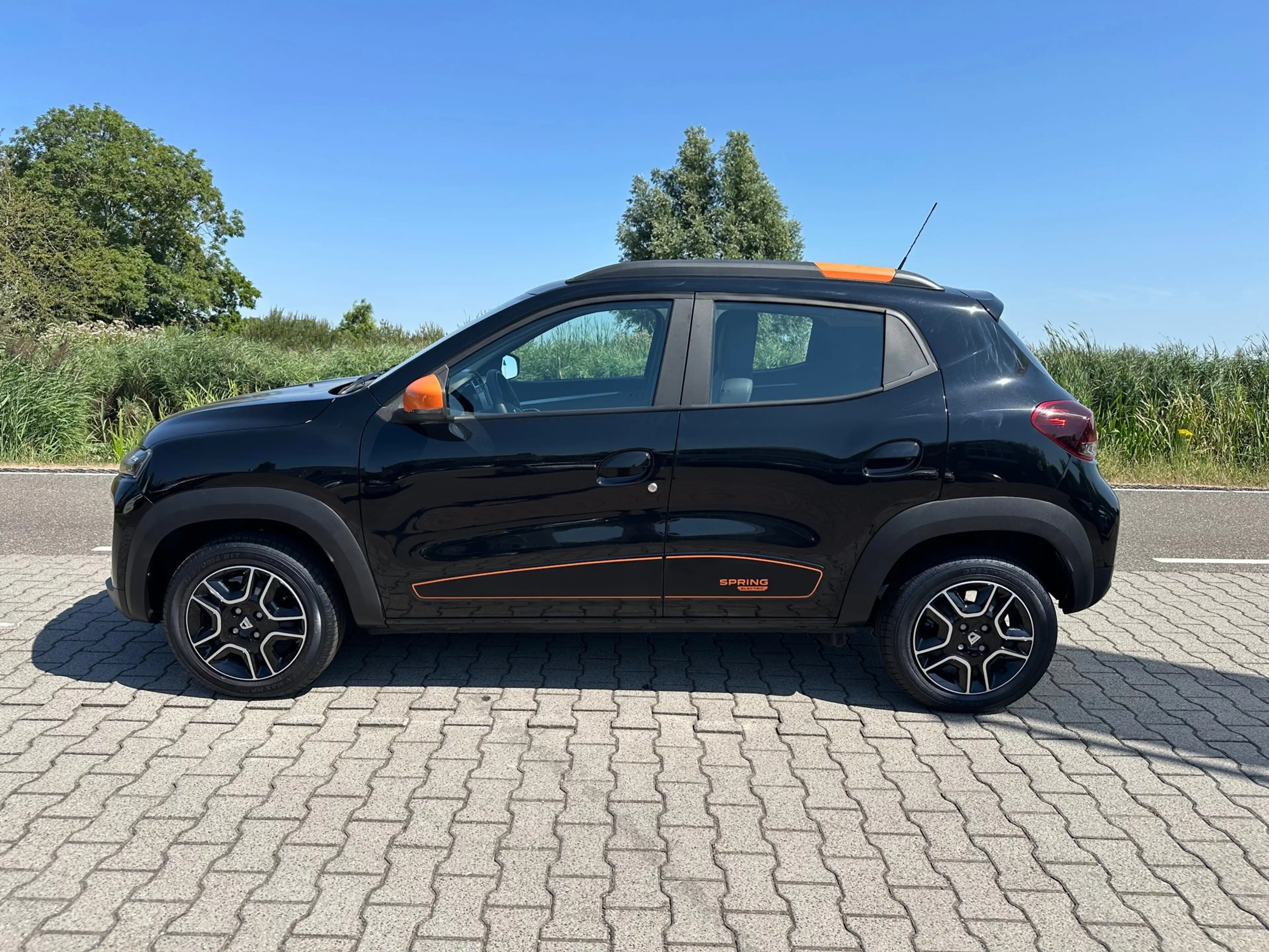 Dacia Spring Comfort Plus 27 kWh, Camera, Leder, Carplay, Cruis — photo 6