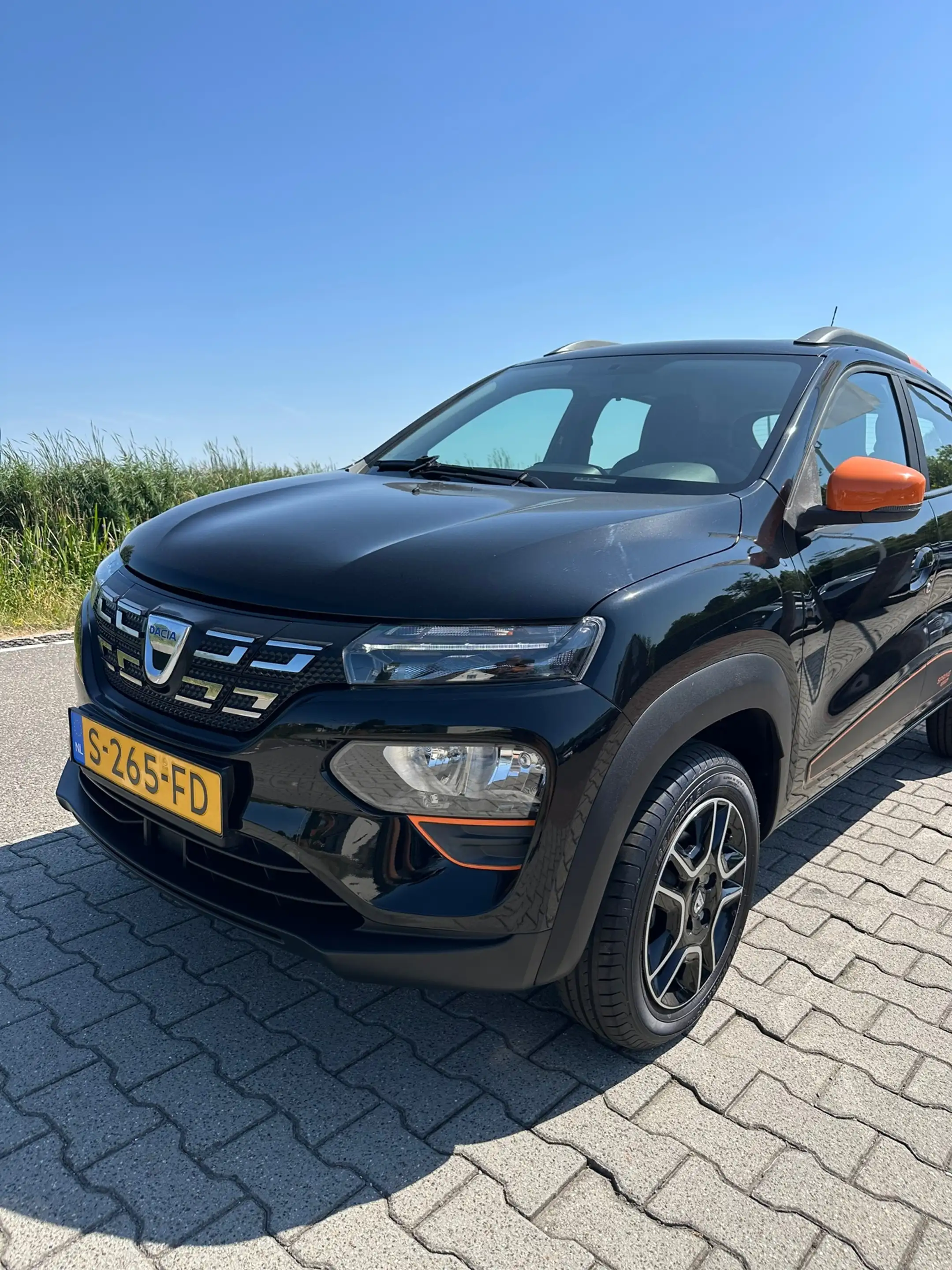 Dacia Spring Comfort Plus 27 kWh, Camera, Leder, Carplay, Cruis — photo 5