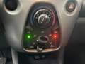 Toyota Aygo 1.0 VVT-i x-play Rouge - thumbnail 18