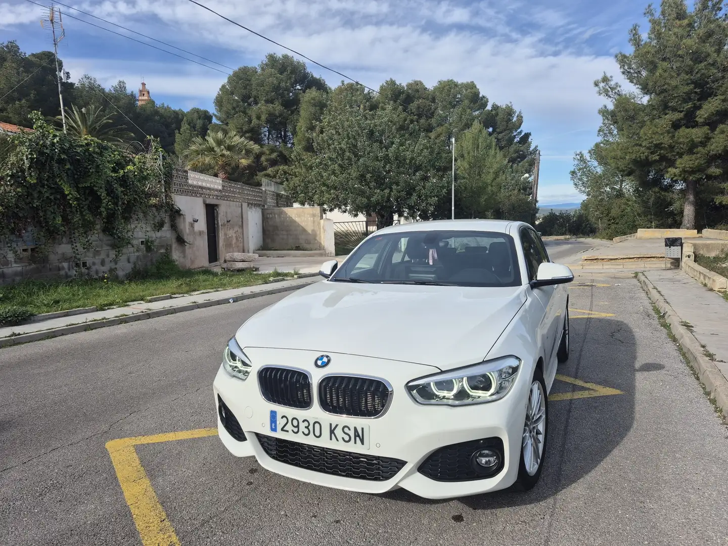 BMW 116 116d M Sport Edition - 1