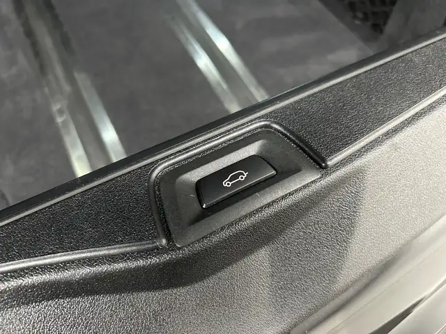 BMW X5 view 14