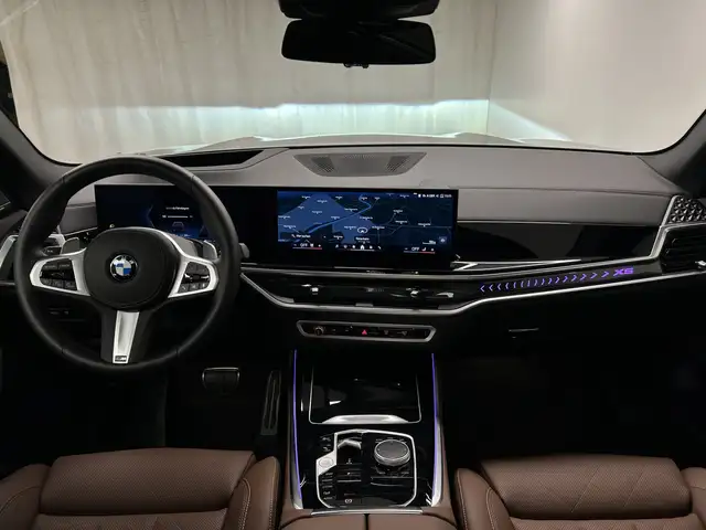 BMW X5 view 5