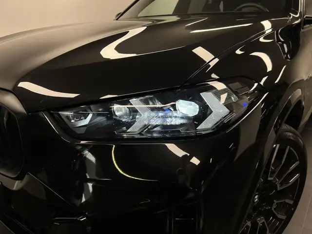 BMW X5 view 8