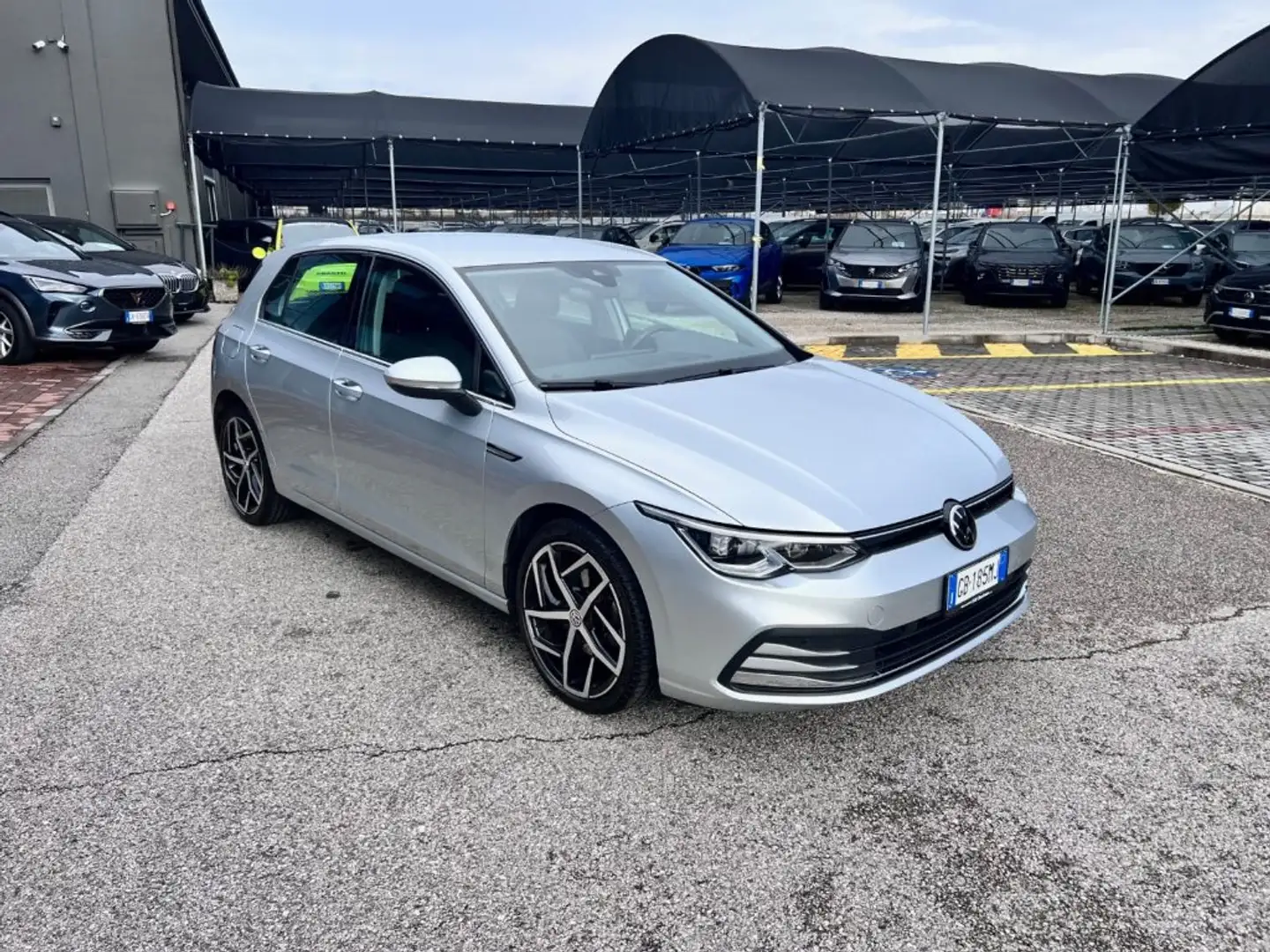 Volkswagen Golf 2.0 TDI 150 CV DSG SCR Style Plateado - 2