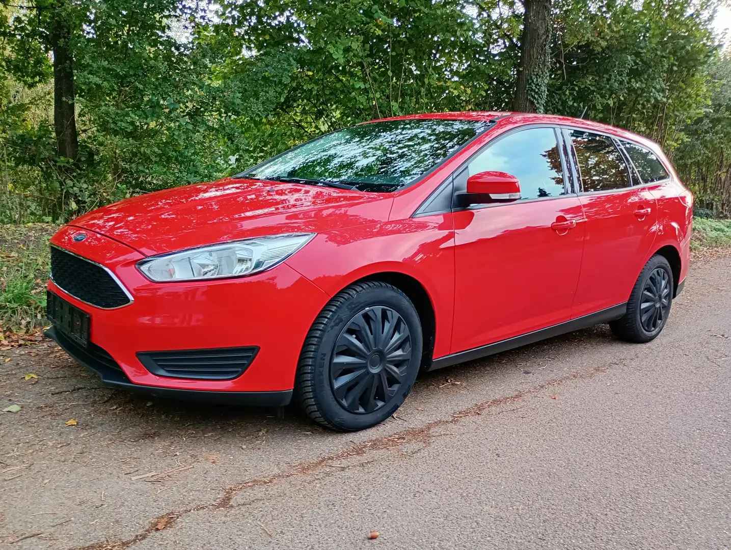 Ford Focus Trend Klima Sitzheizung Lenkradheizung Rot - 1