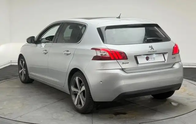 Peugeot 308 view 6