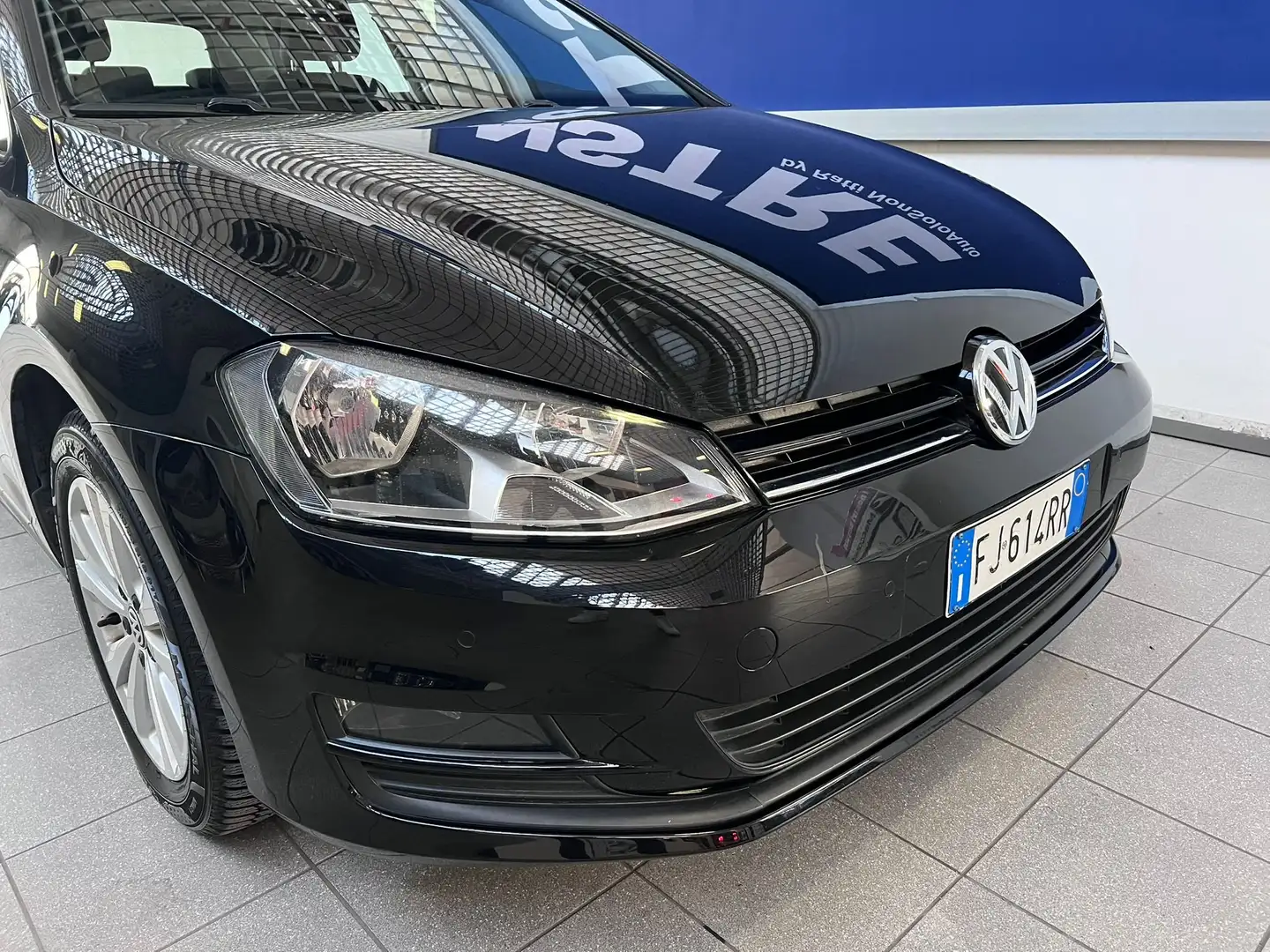 Volkswagen Golf Golf 5p 1.6 tdi comfortline 110cv dsg Nero - 2