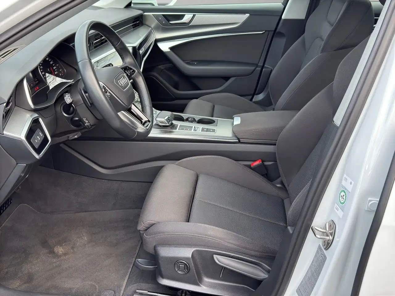 Audi A6 40 TDI Avant sport S tronic NAVI+ACC+LED+PANO 9