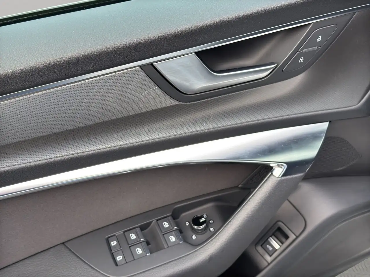 Audi A6 40 TDI Avant sport S tronic NAVI+ACC+LED+PANO 13