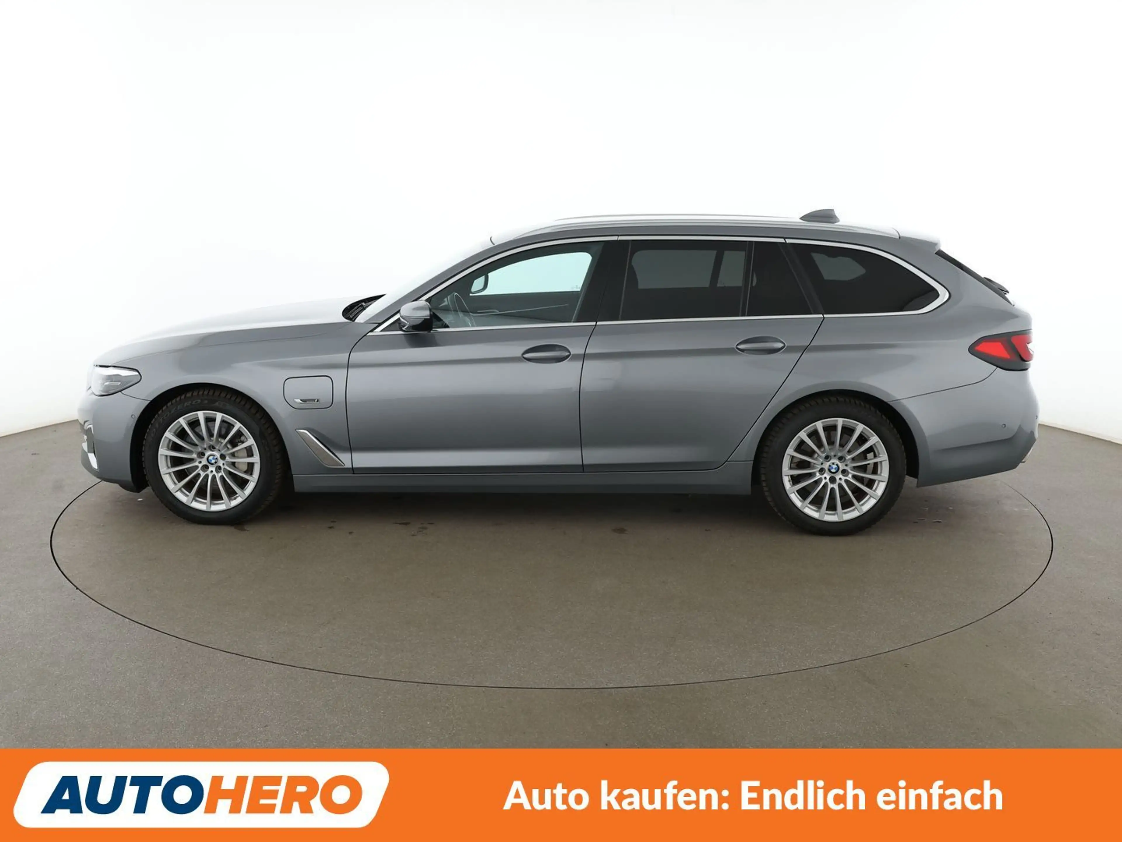 BMW 530 530e Luxury Line Aut.*NAVI*LED*ACC*CAM*PDC* — photo 3