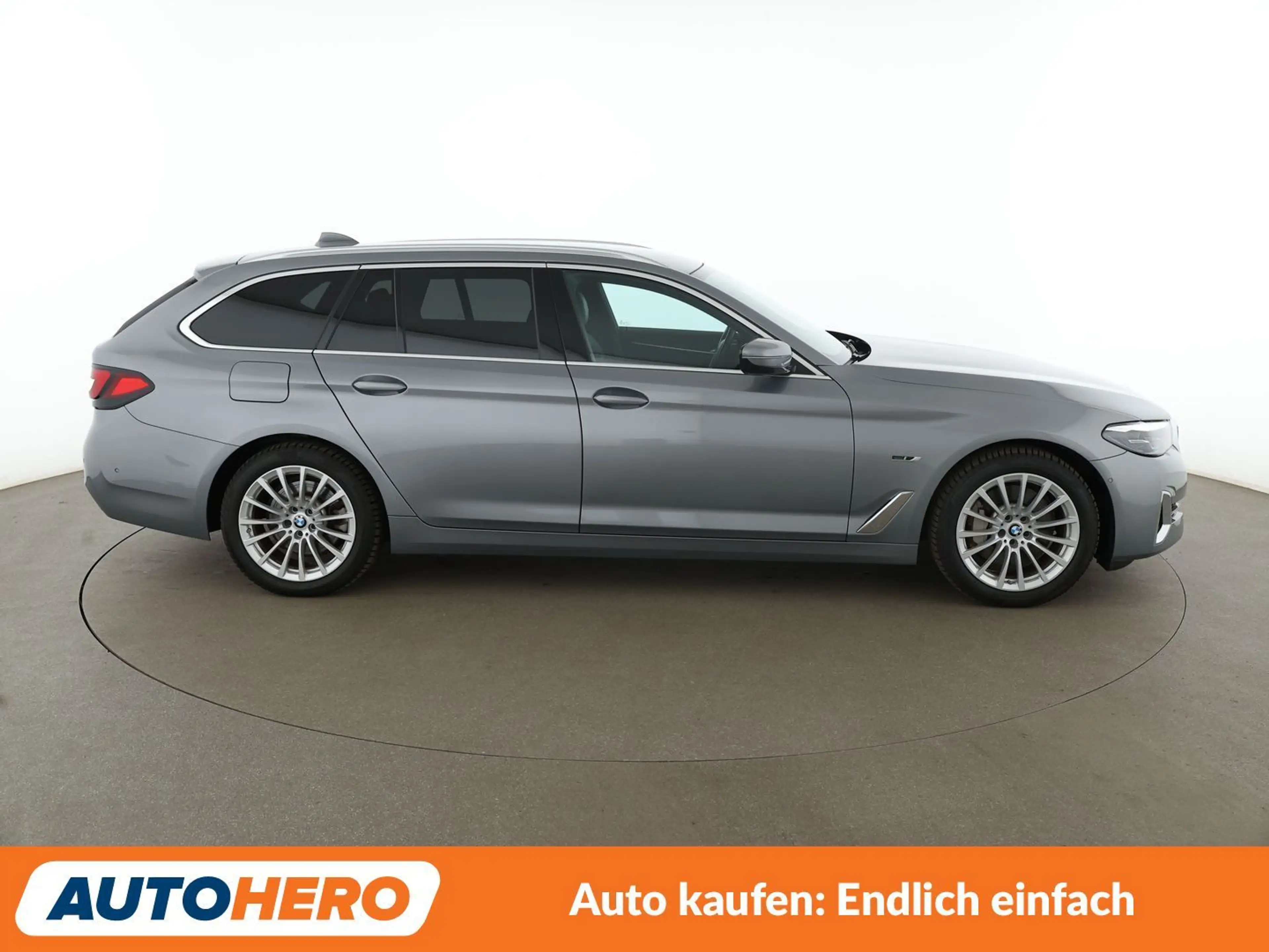 BMW 530 530e Luxury Line Aut.*NAVI*LED*ACC*CAM*PDC* — photo 7
