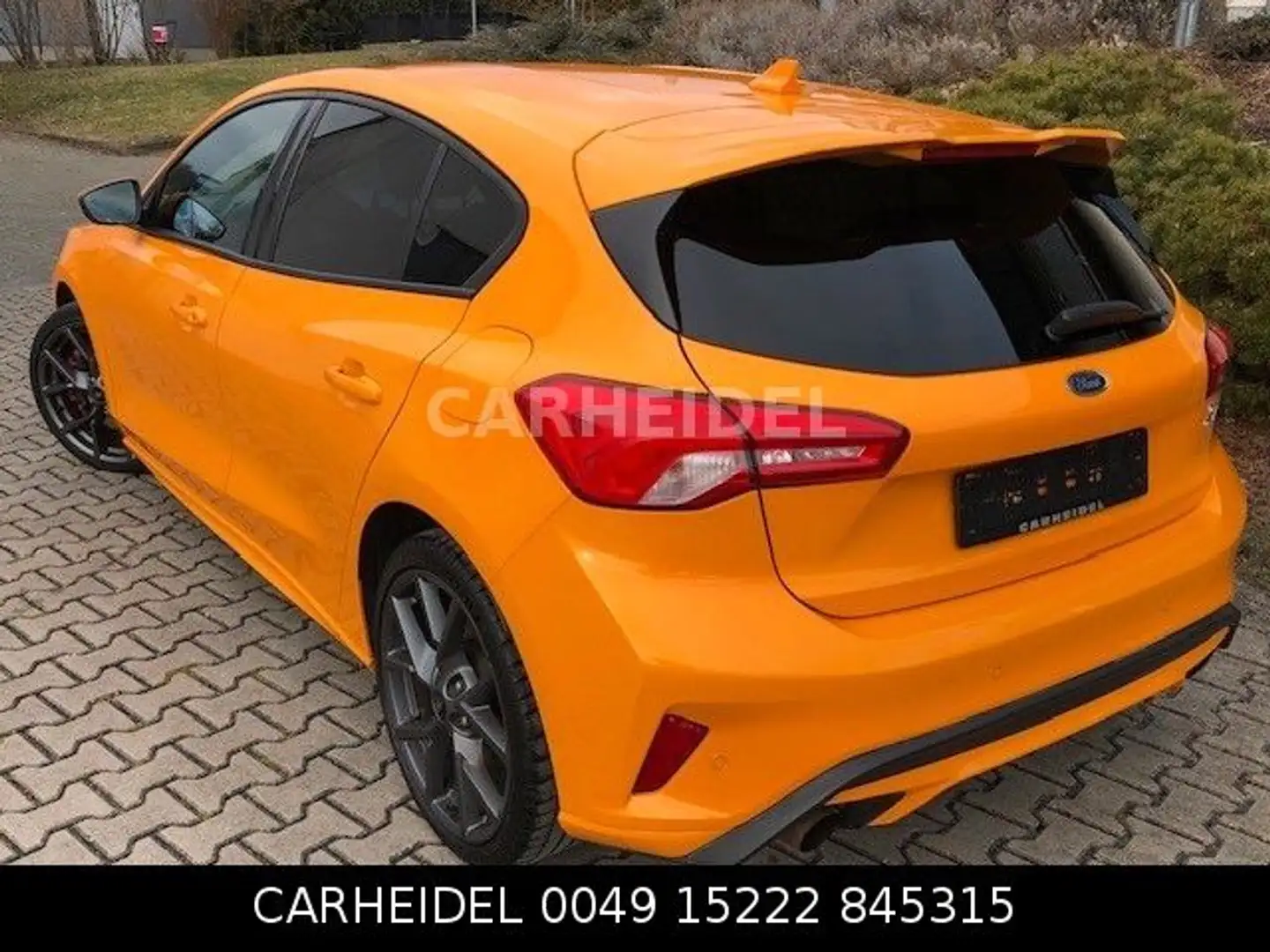 Ford Focus Lim. ST PERFORMANCE Headup Sportabgas Navi Orange - 2