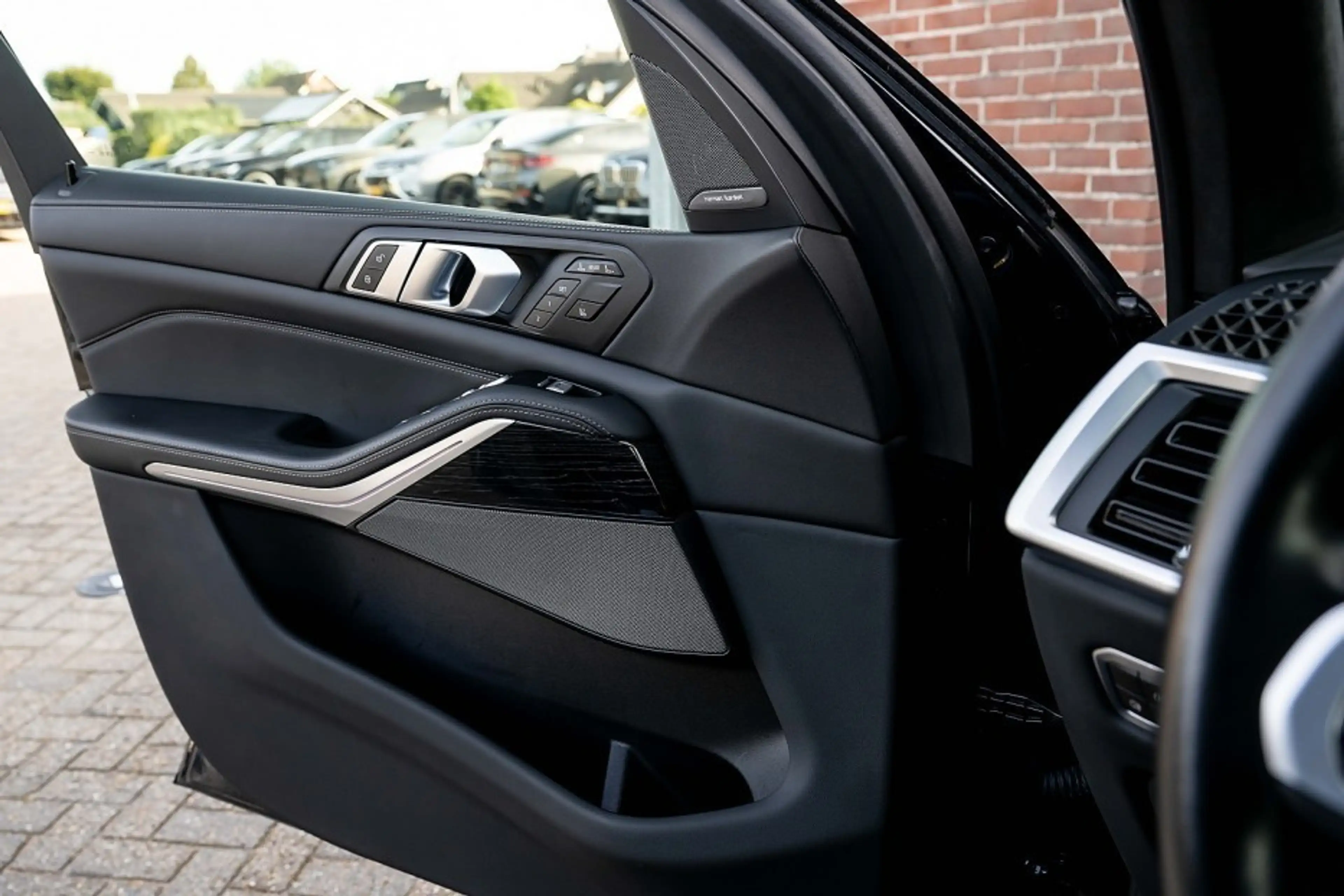 BMW X7 M60i xDrive M Sport Pro | 7 Persoons | Panorama Sk — photo 5