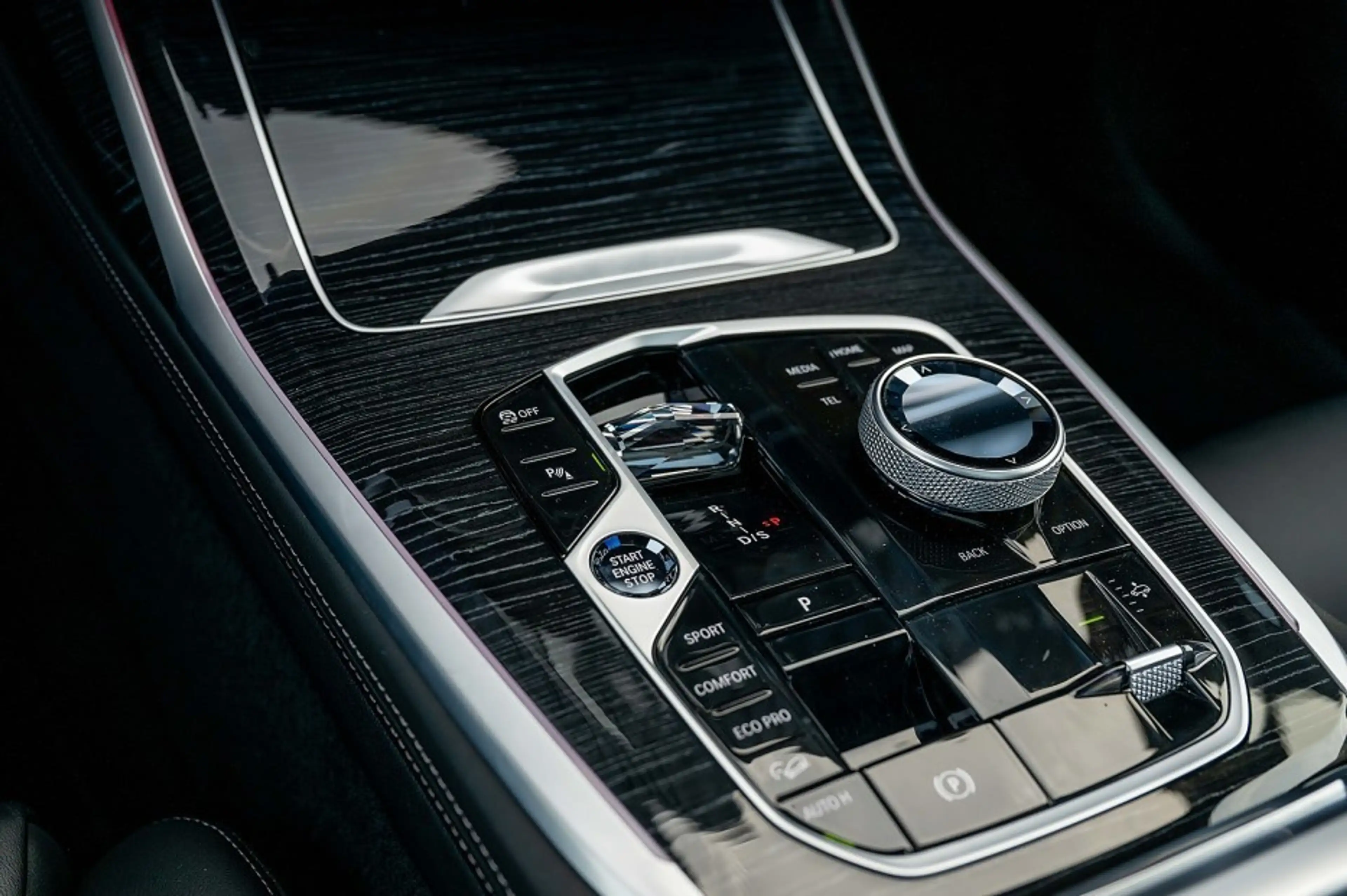 BMW X7 M60i xDrive M Sport Pro | 7 Persoons | Panorama Sk — photo 14