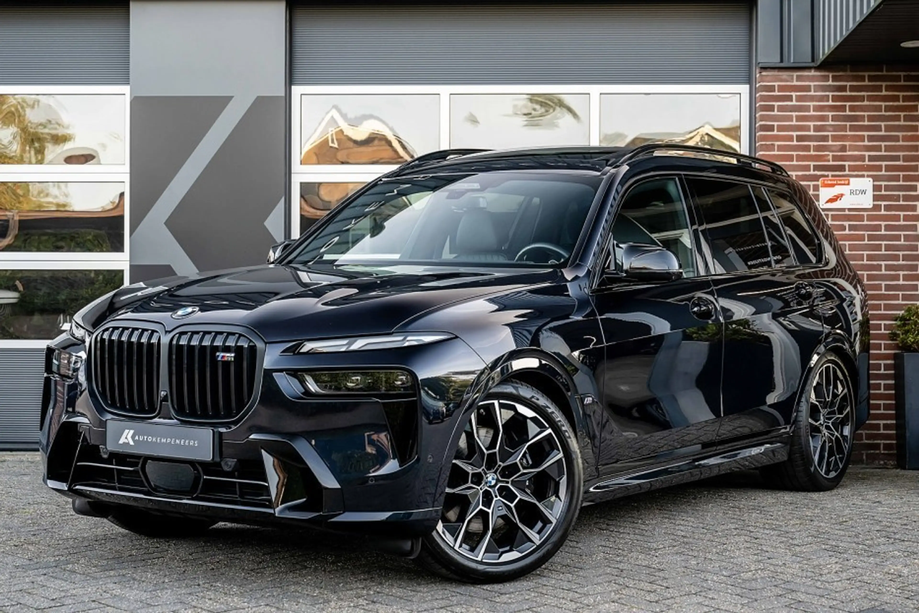BMW X7 M60i xDrive M Sport Pro | 7 Persoons | Panorama Sk