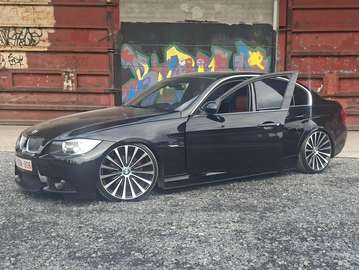 Touring 320 d