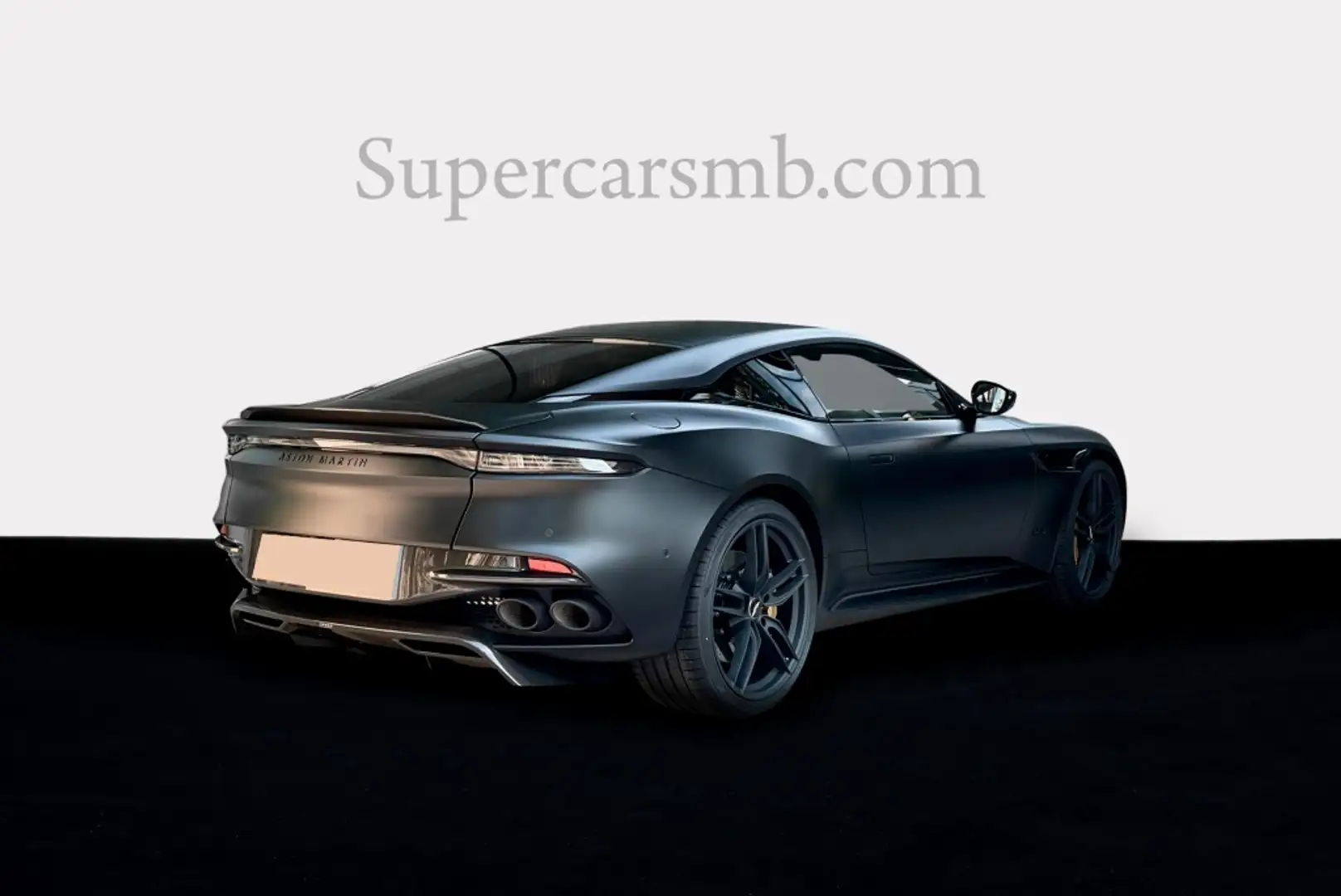 Aston Martin DBS Superleggera Šedá - 2