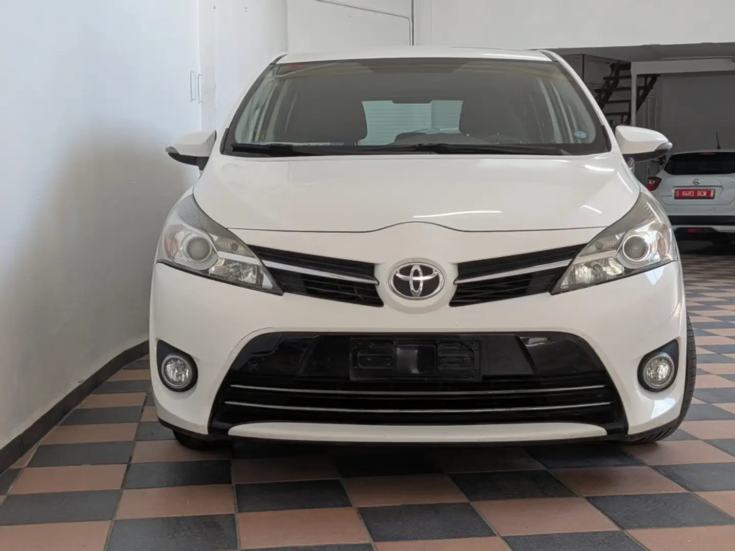 Toyota Verso 115D Advance 7pl. Blanco - 2