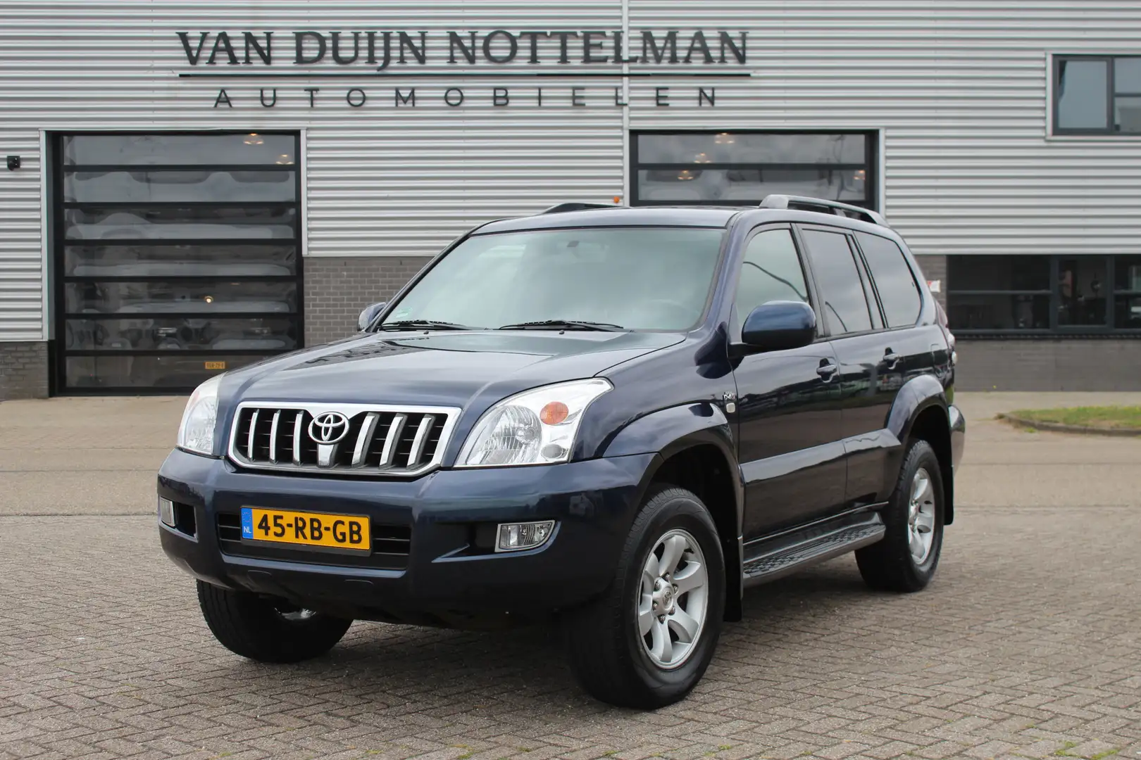 Toyota Land Cruiser 3.0 D-4D VX / Navigatie / Camera / N.A.P. Blue - 1
