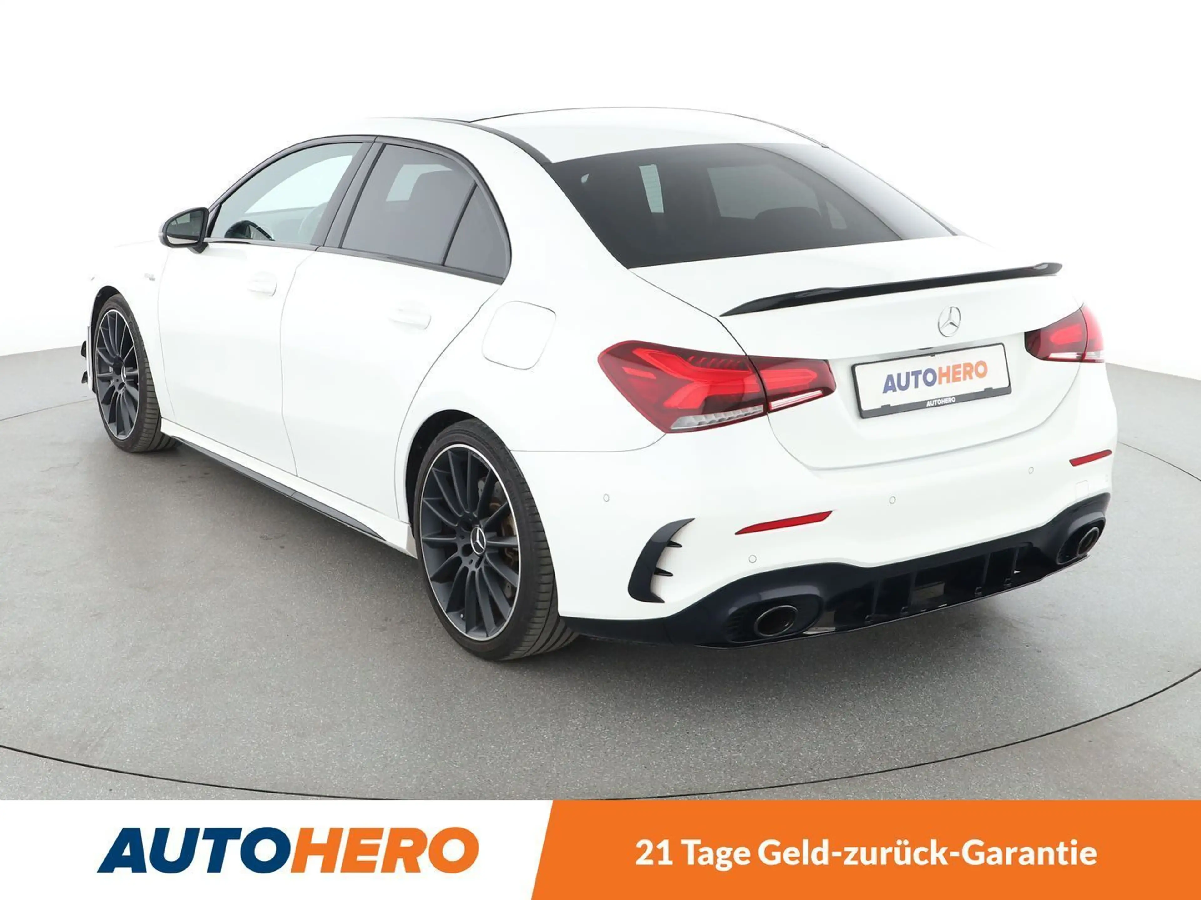 Mercedes-Benz A 35 AMG A 35 AMG 4Matic Aut.*NAVI*LED*TEMPO*CAM*PDC*SHZ* — photo 4