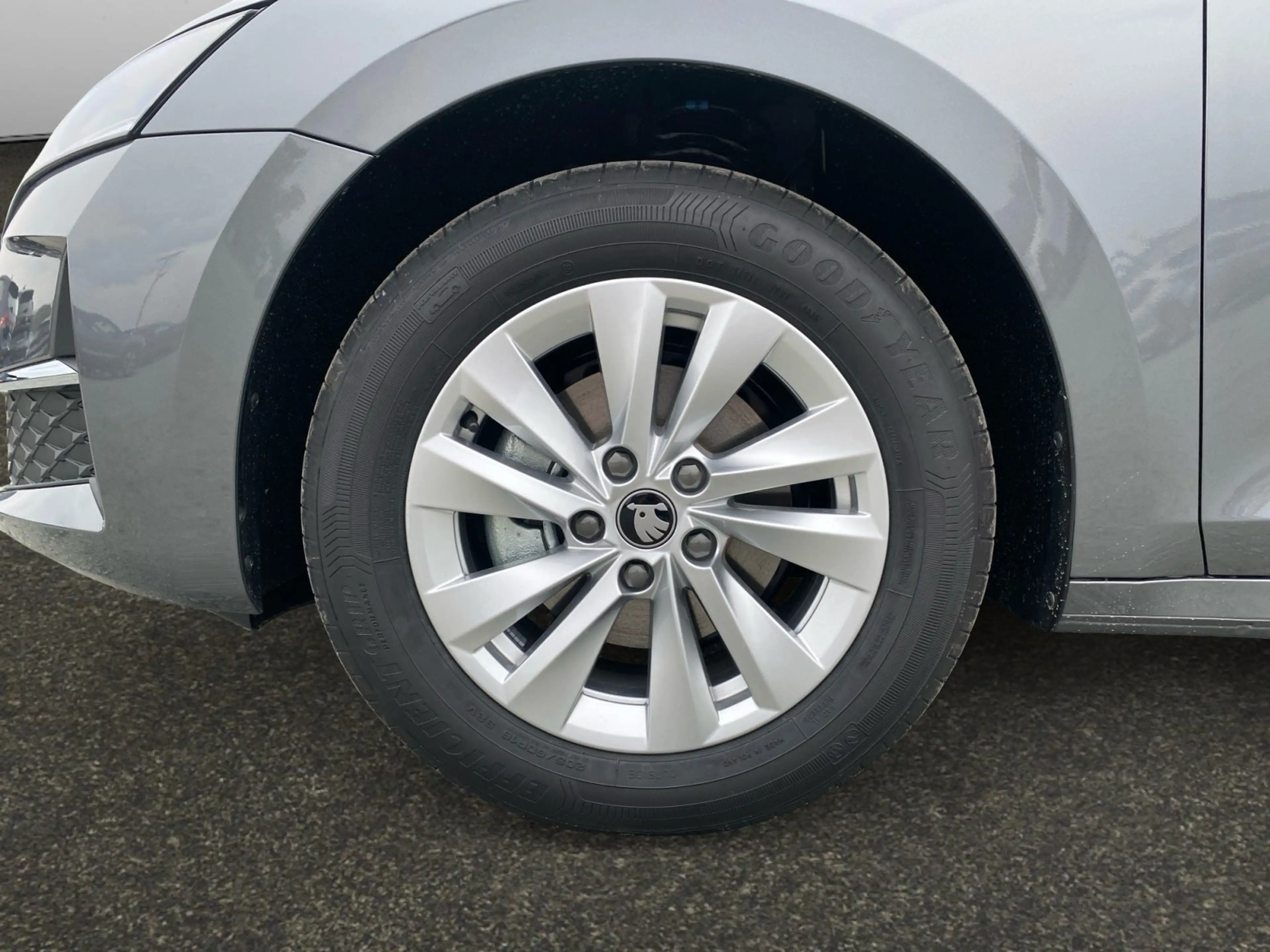 Skoda Octavia Combi Selection 1.5 TSI DSG ACC*LED — photo 7