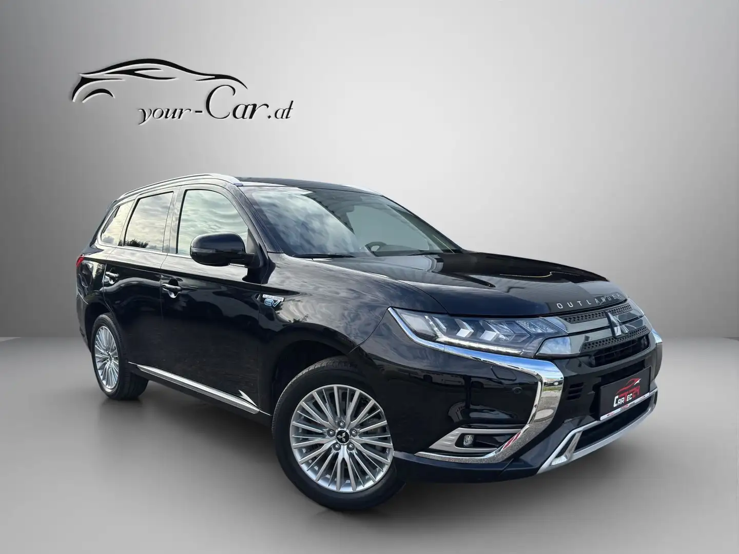 Mitsubishi Outlander 2,4 PHEV Intro Edition 4WD Schwarz - 1