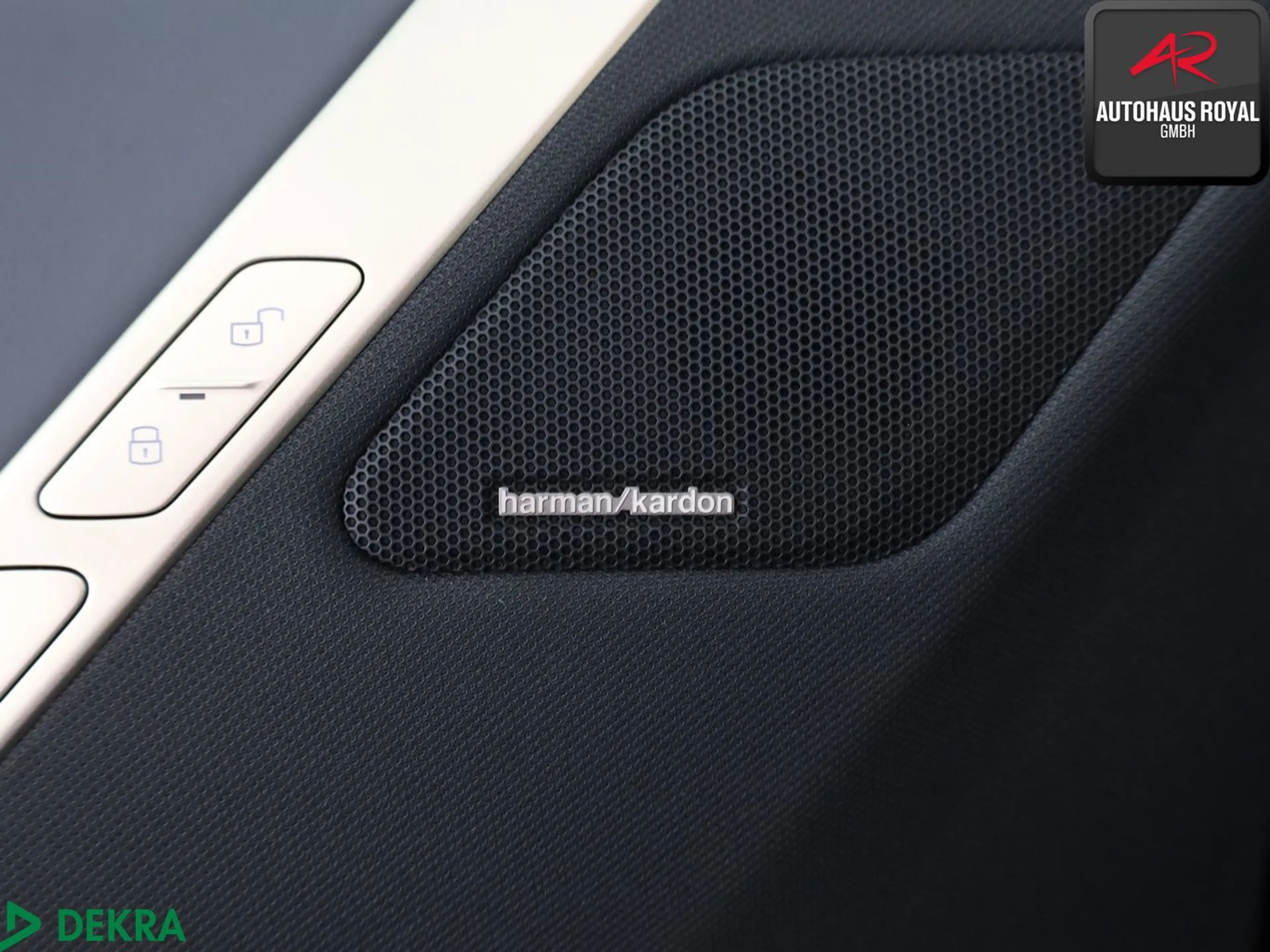 BMW iX xDrive40 SPORT LASER,SKYLOUNGE,360°;HUD,ACC — photo 14