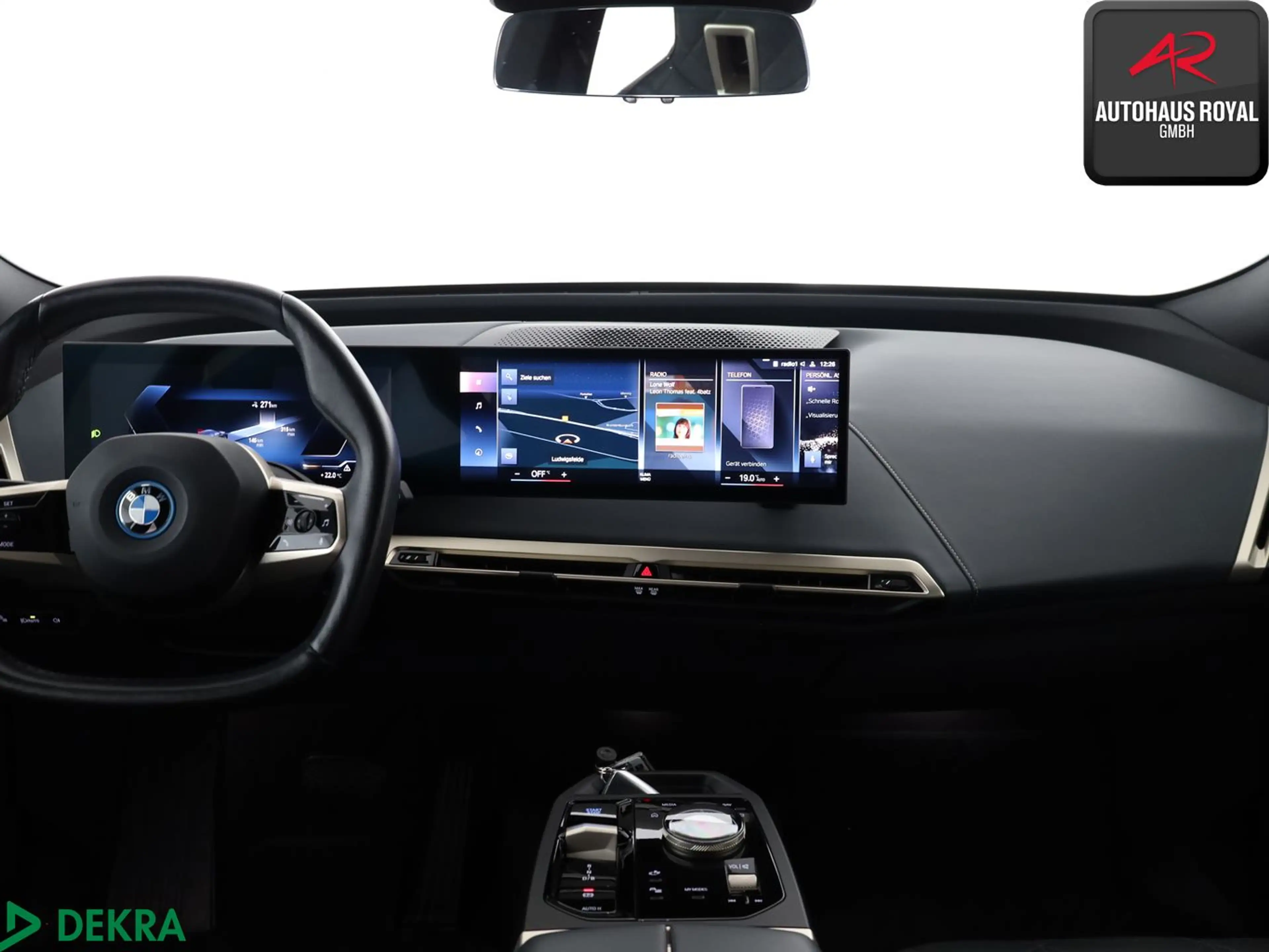 BMW iX xDrive40 SPORT LASER,SKYLOUNGE,360°;HUD,ACC — photo 9